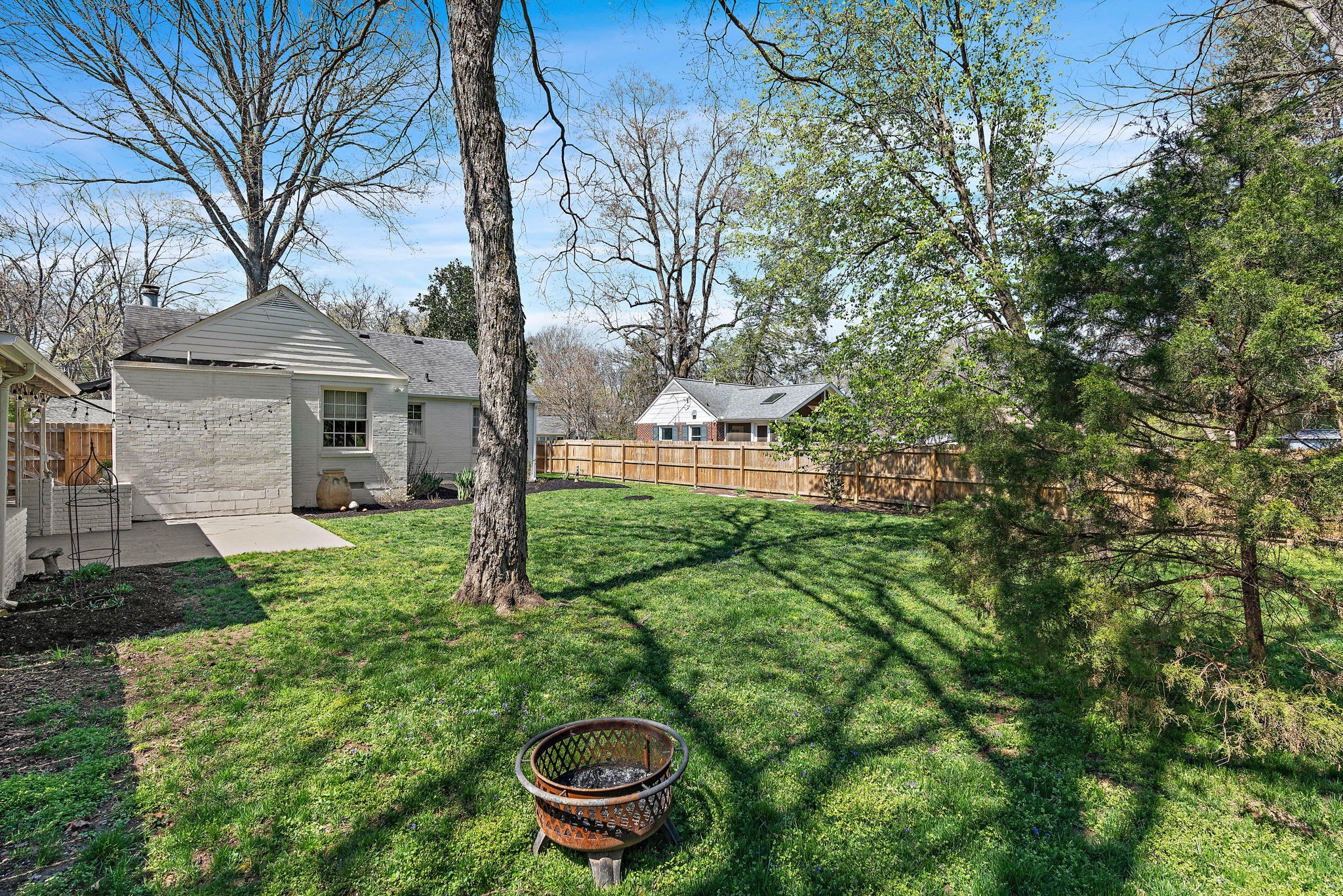 3412 Springbrook Dr