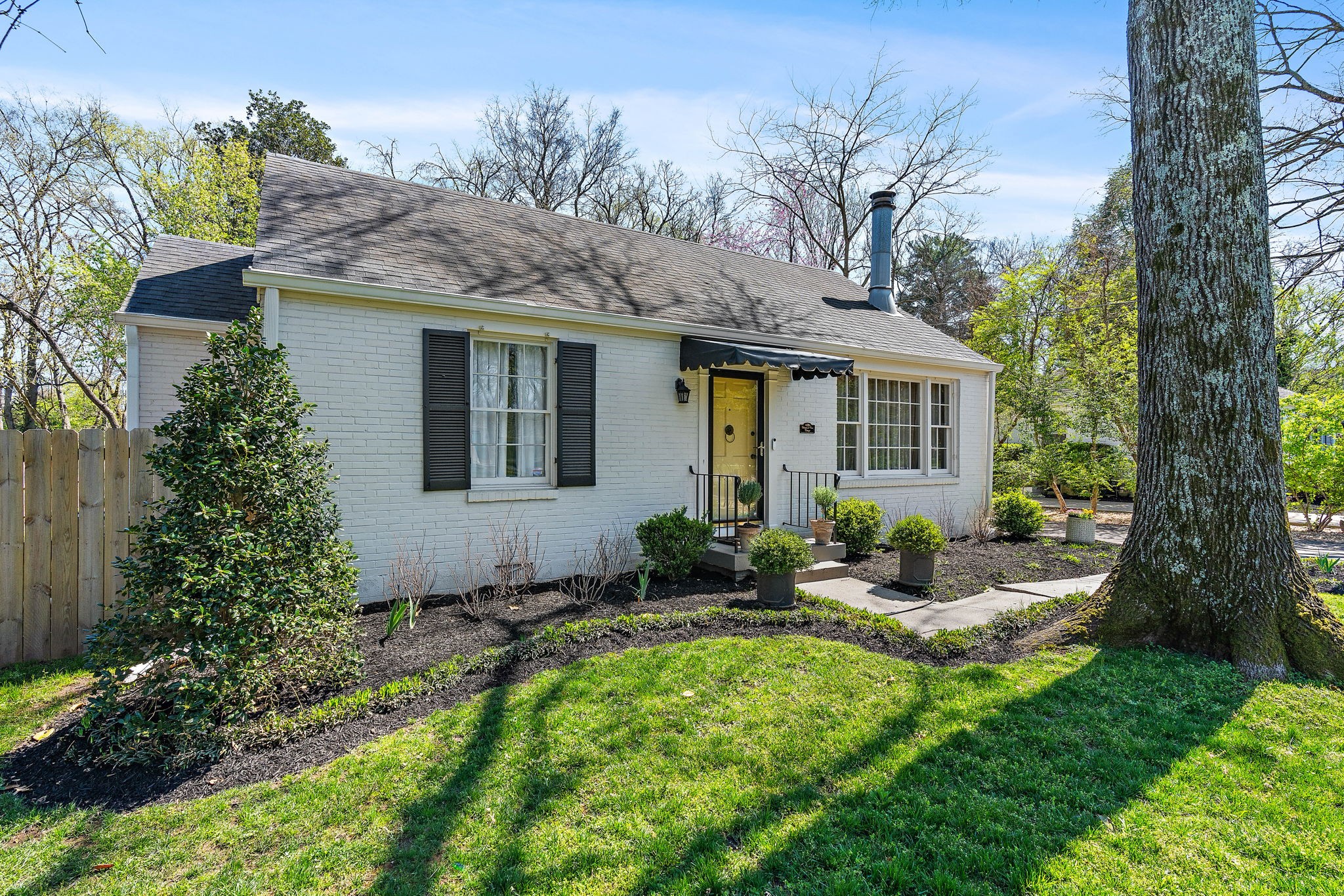 3412 Springbrook Dr
