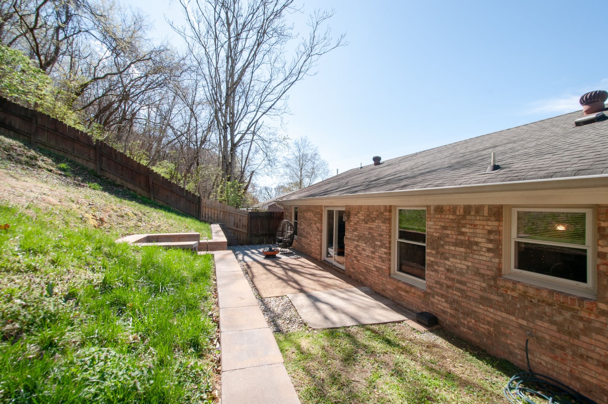 561 Holt Valley Rd