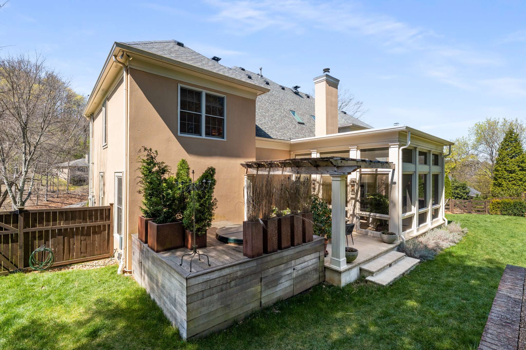 1182 Travelers Ridge Dr