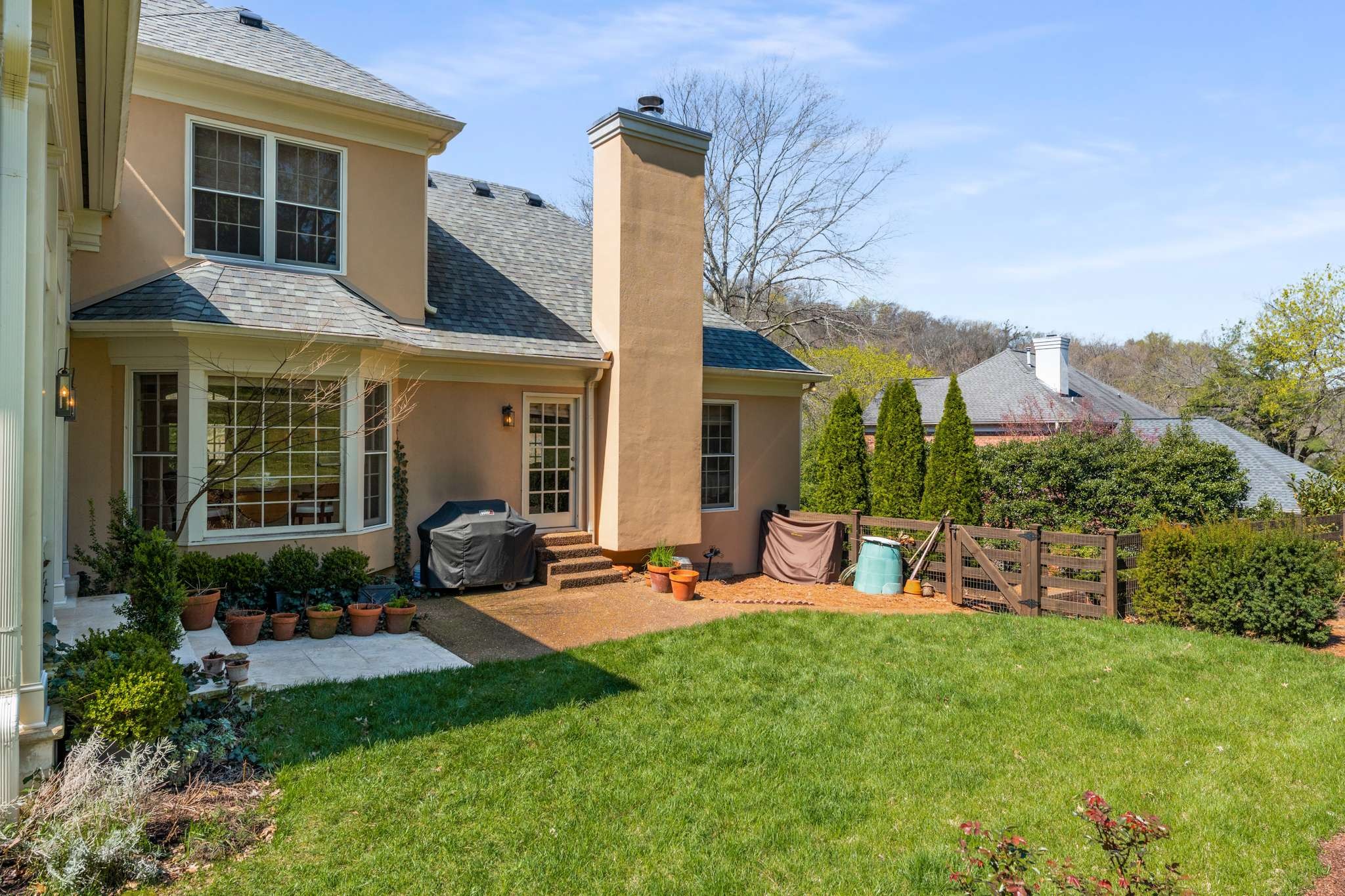 1182 Travelers Ridge Dr