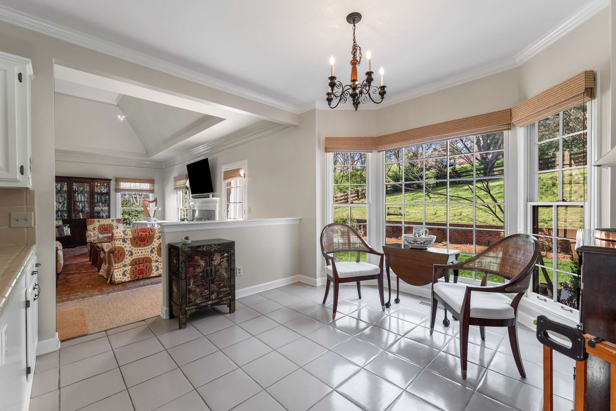 1182 Travelers Ridge Dr
