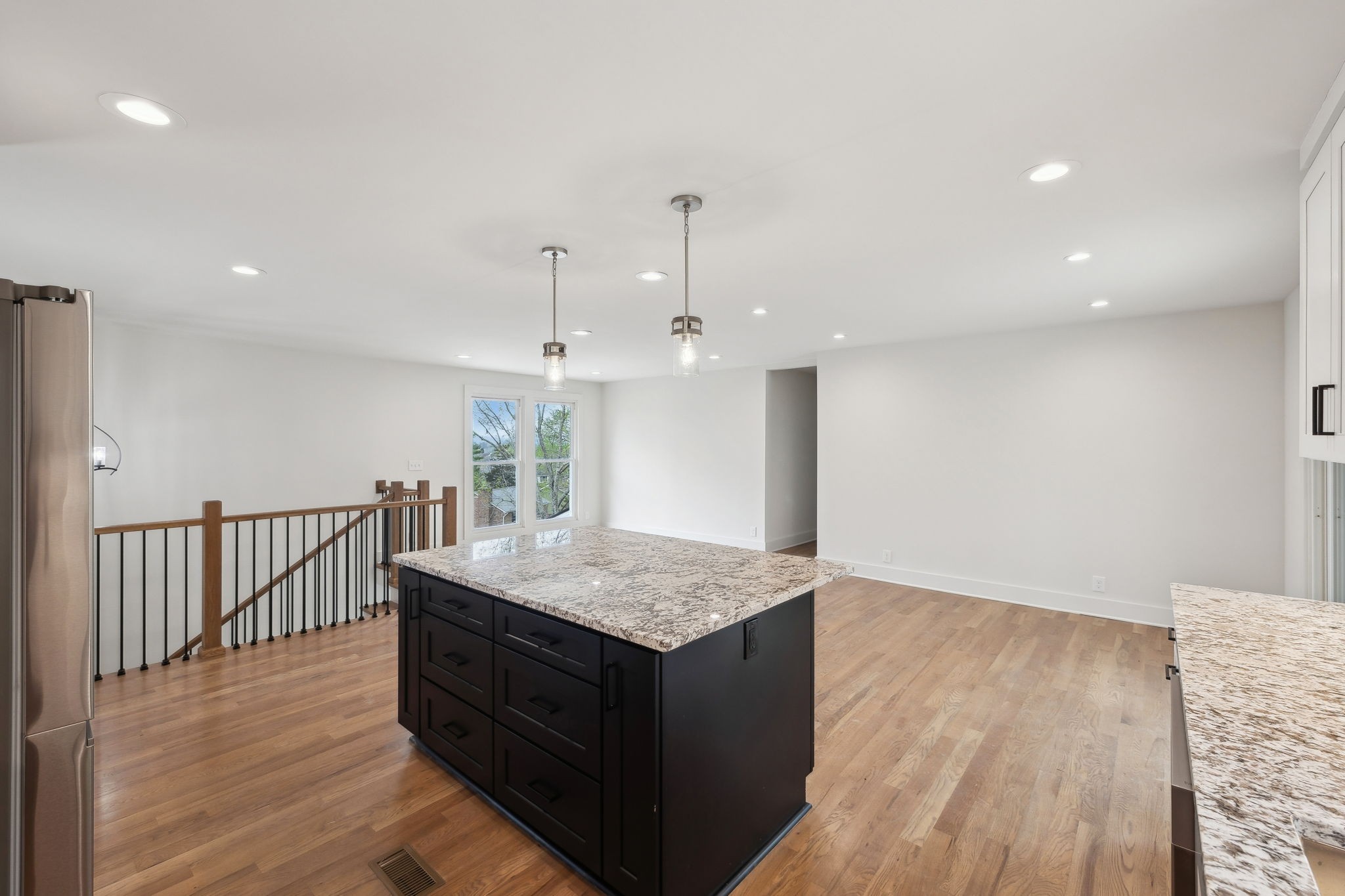 712 Wagon Dr