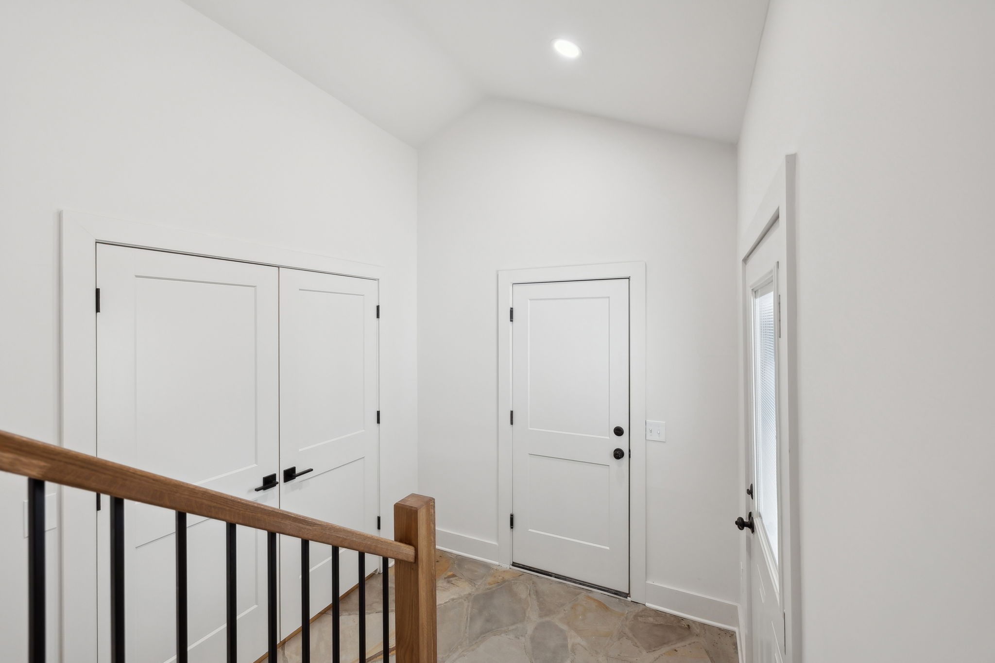 712 Wagon Dr