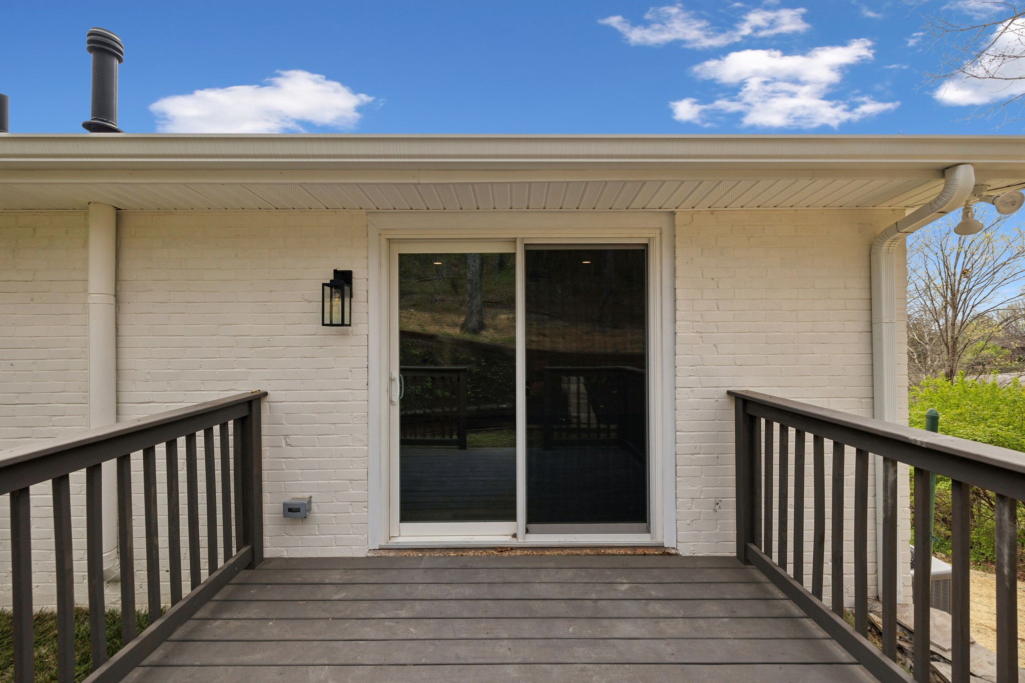 712 Wagon Dr