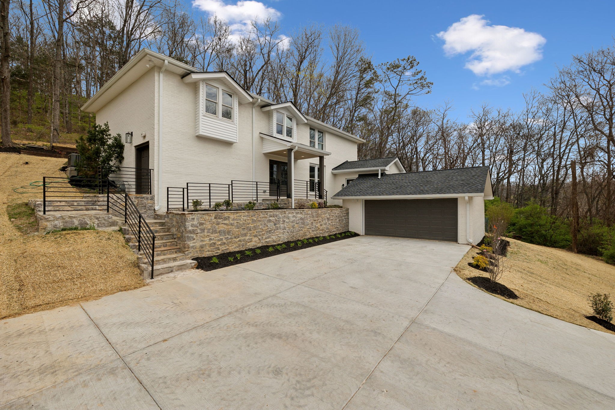 712 Wagon Dr