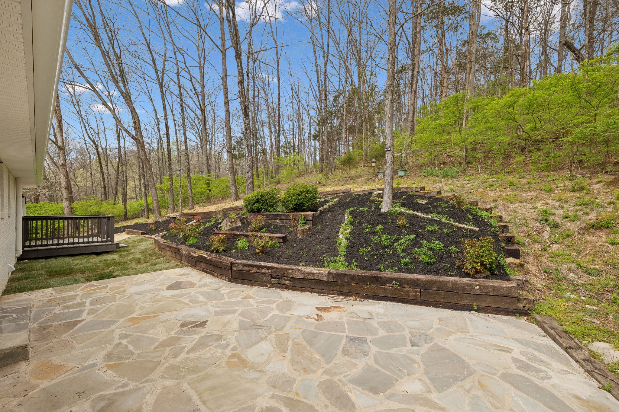 712 Wagon Dr
