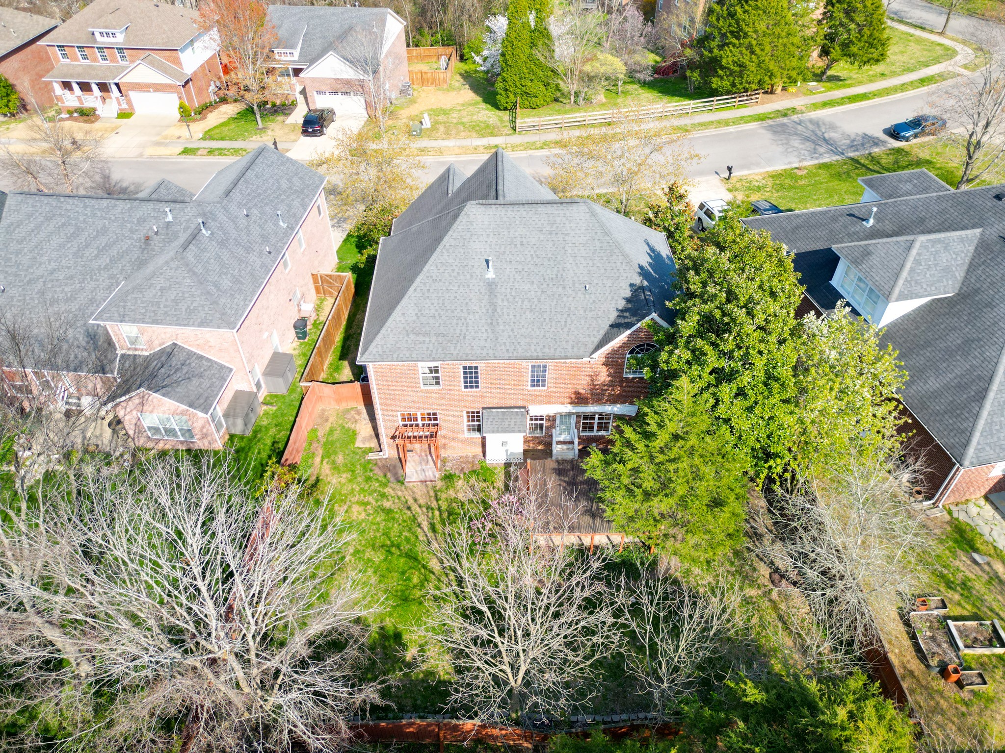 6513 Westfall Dr