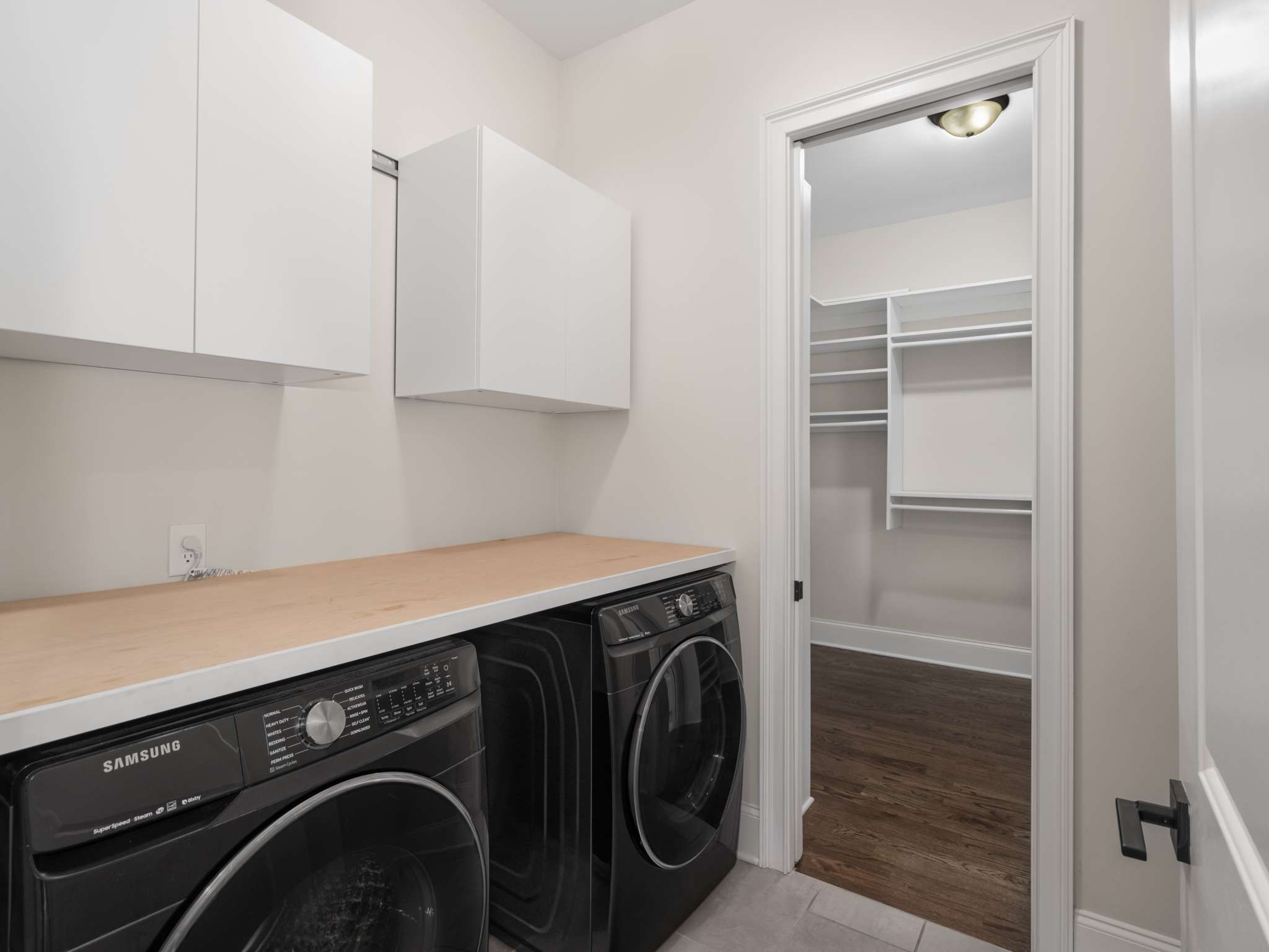 1008A Villa Pl
