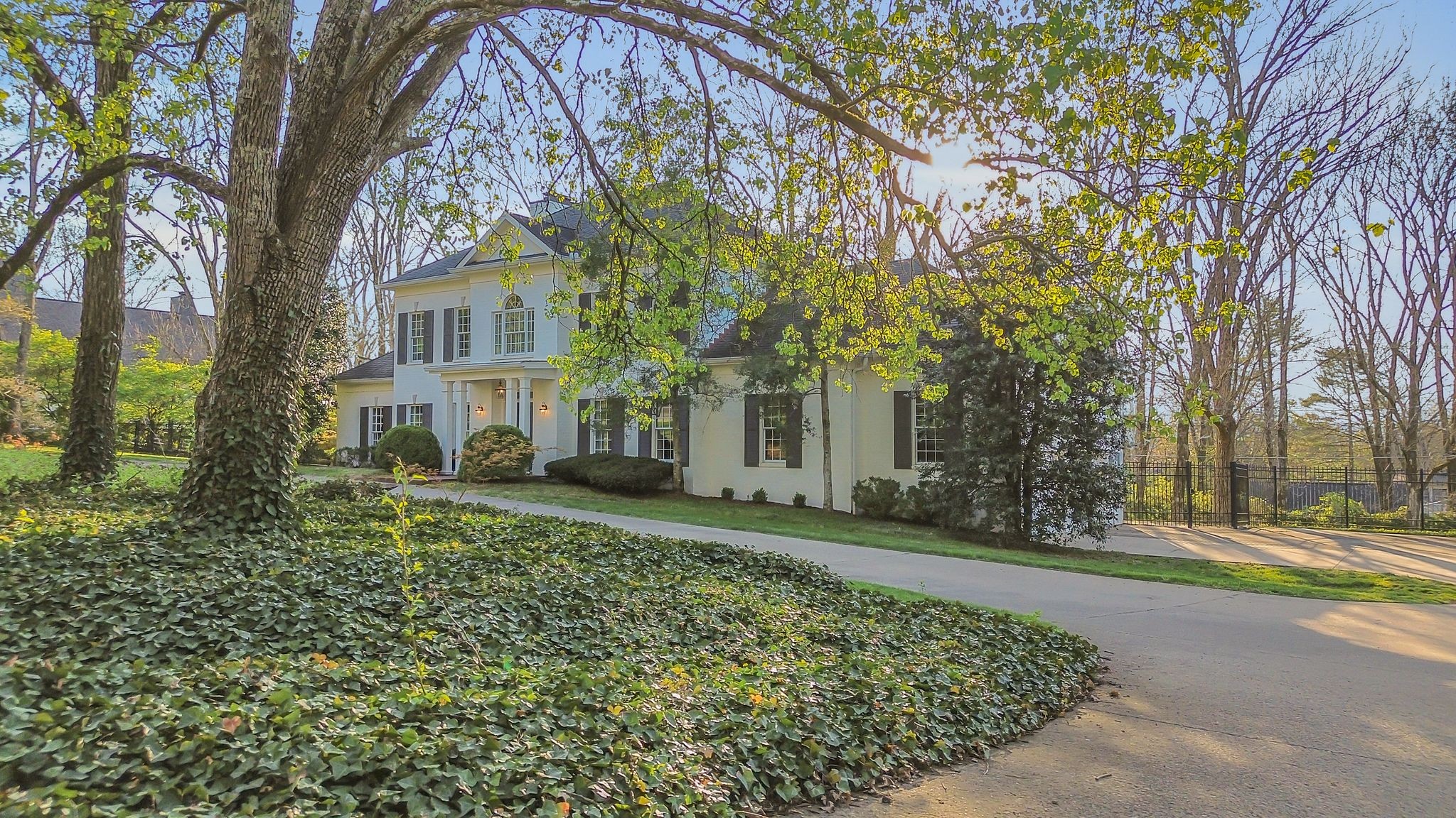 4512 Harpeth Hills Dr