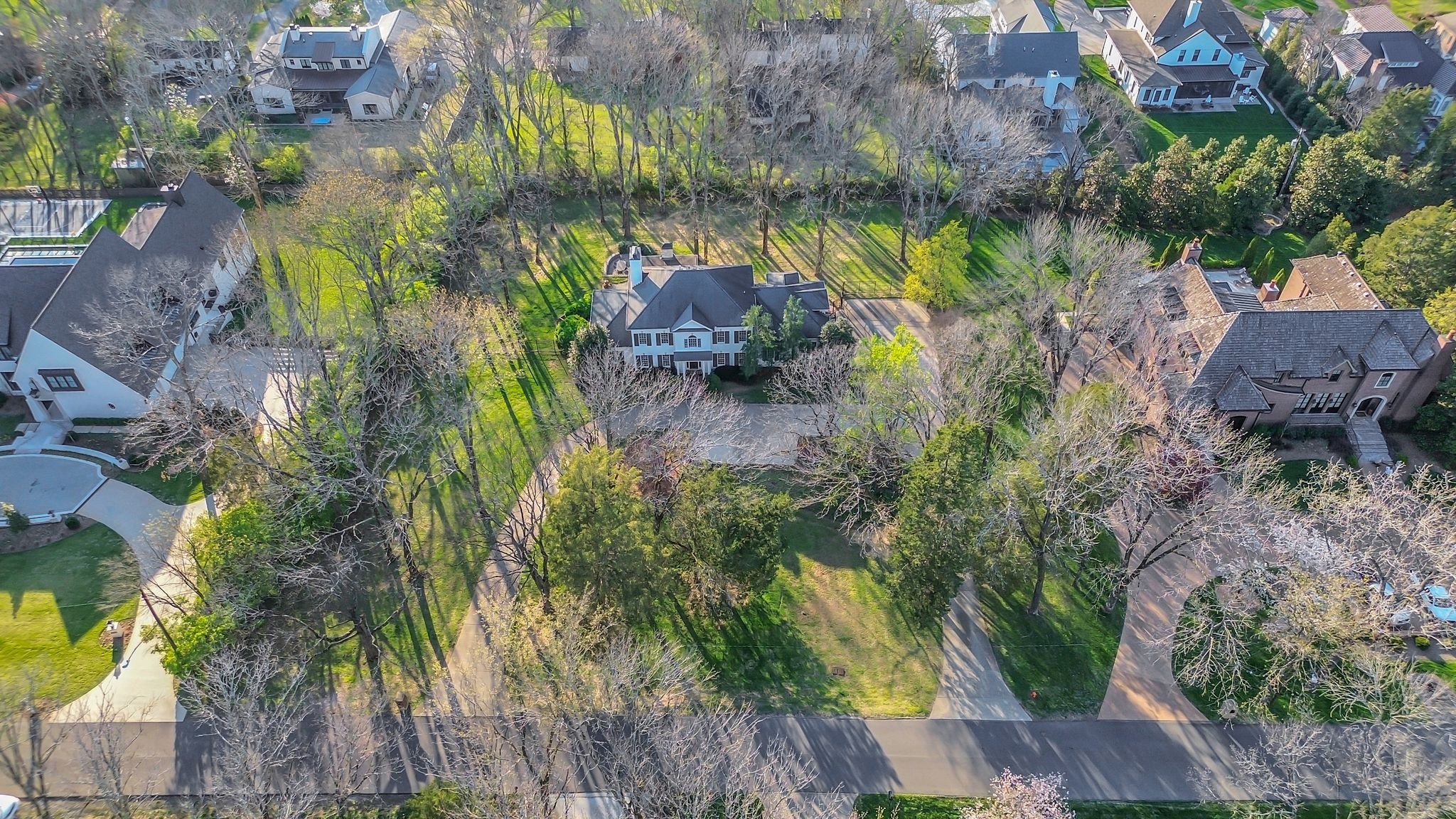 4512 Harpeth Hills Dr