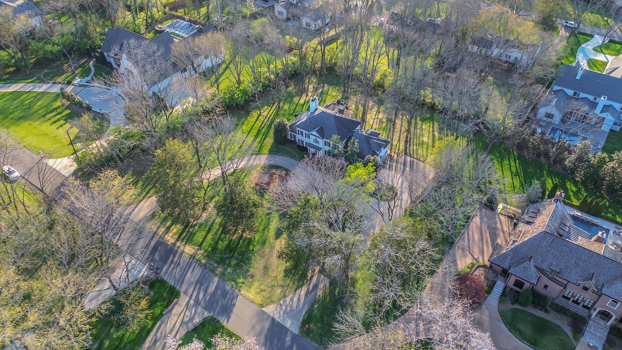 4512 Harpeth Hills Dr