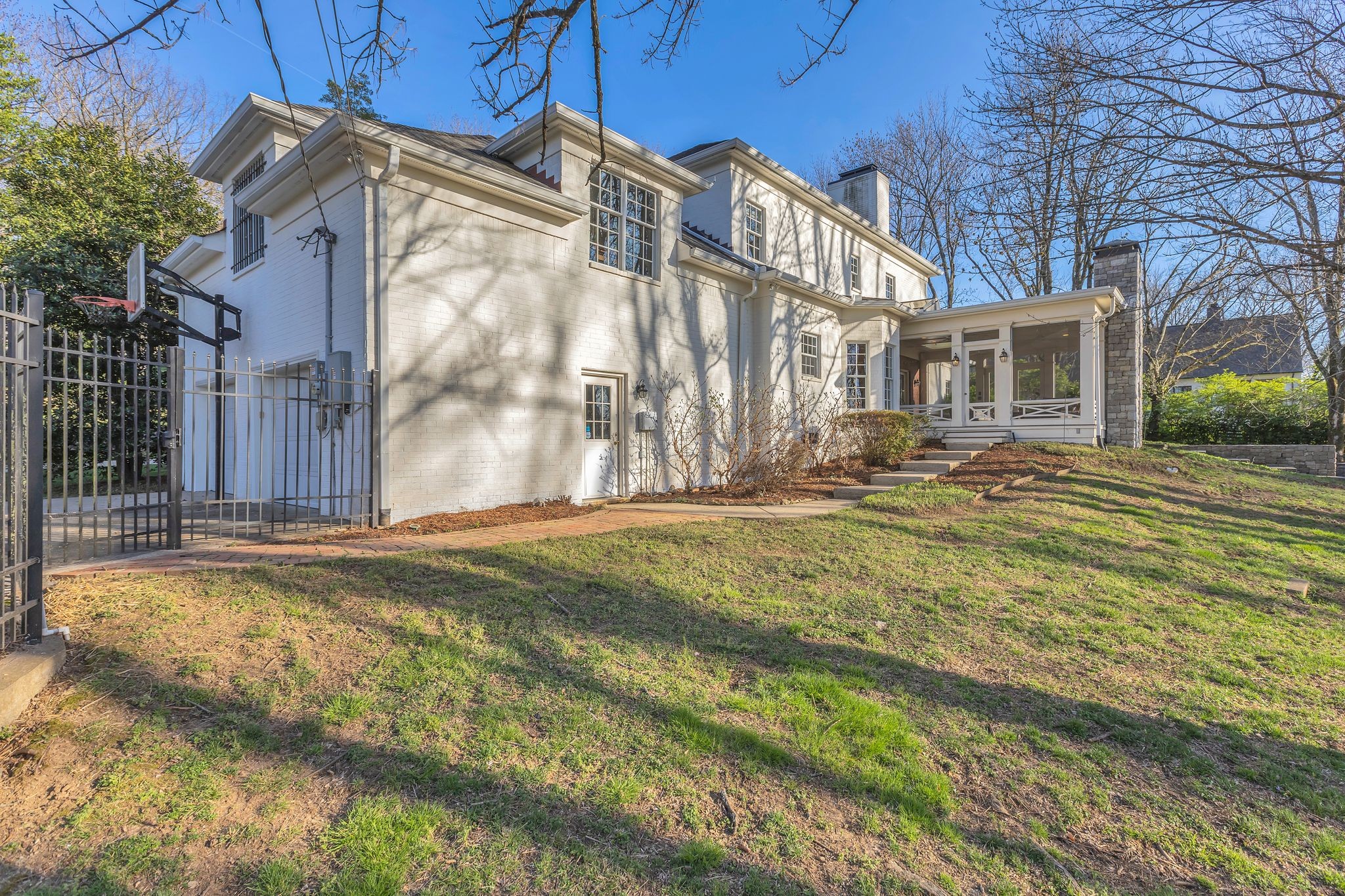 4512 Harpeth Hills Dr