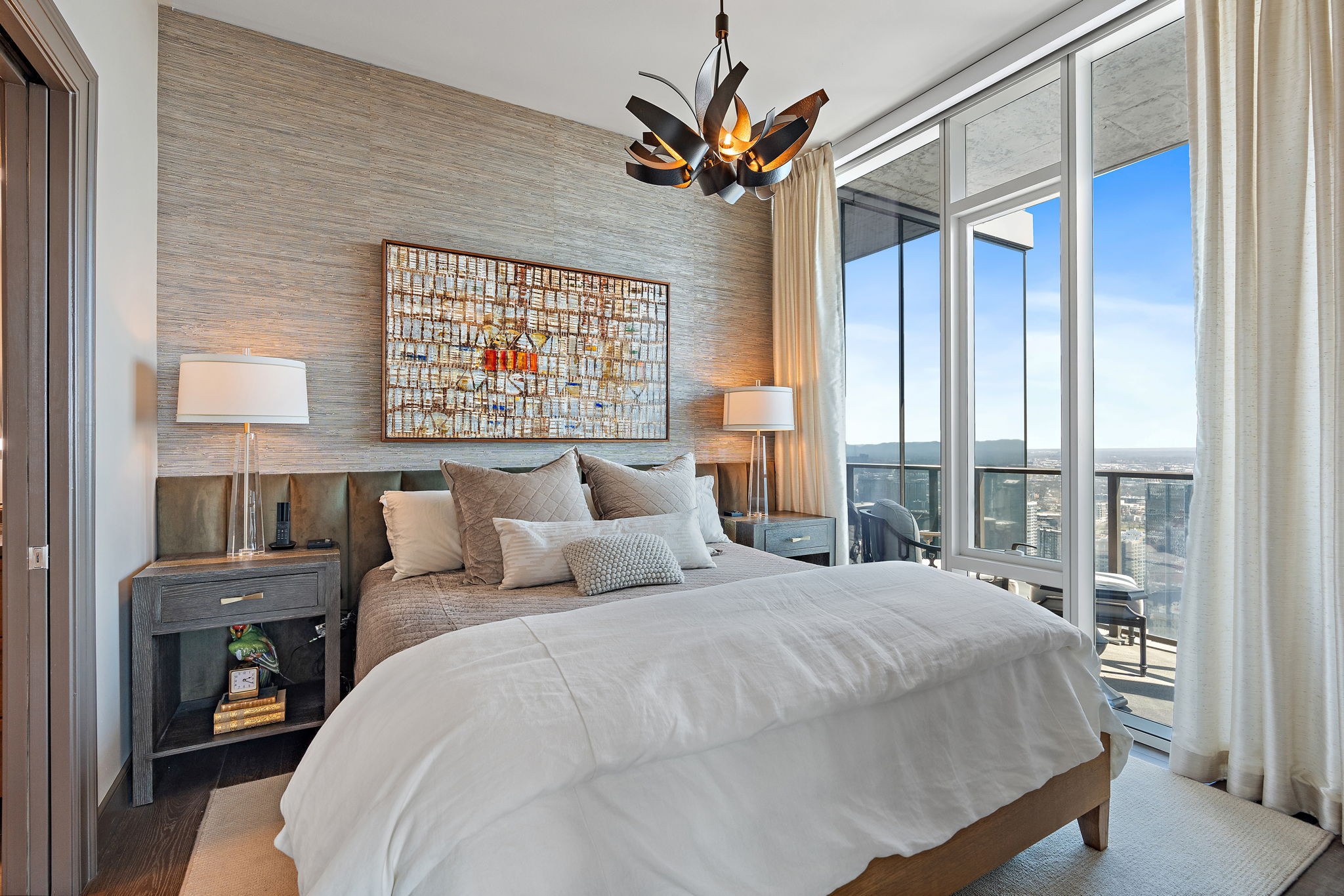 515 Church St Unit: 3908
