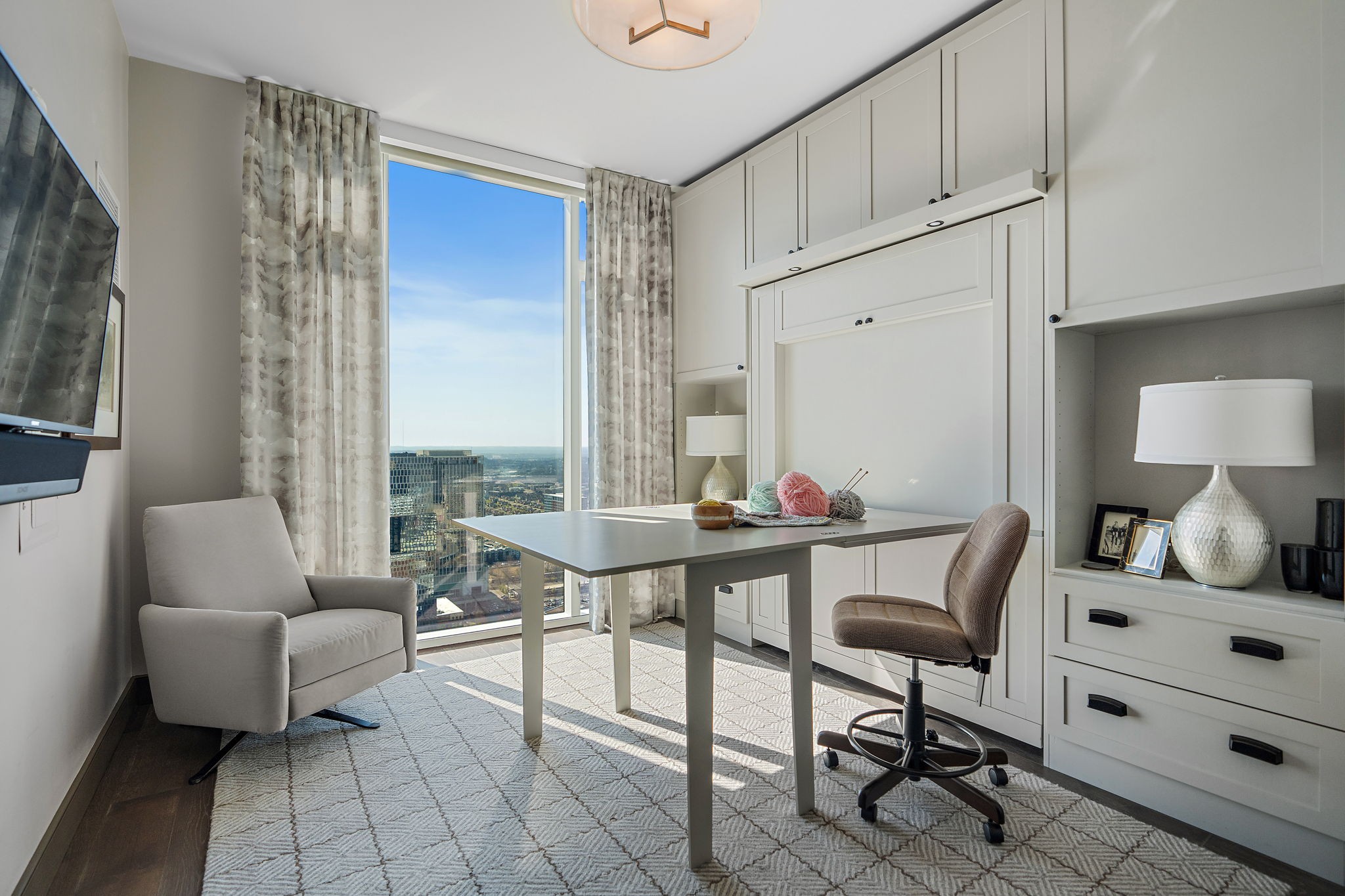 515 Church St Unit: 3908