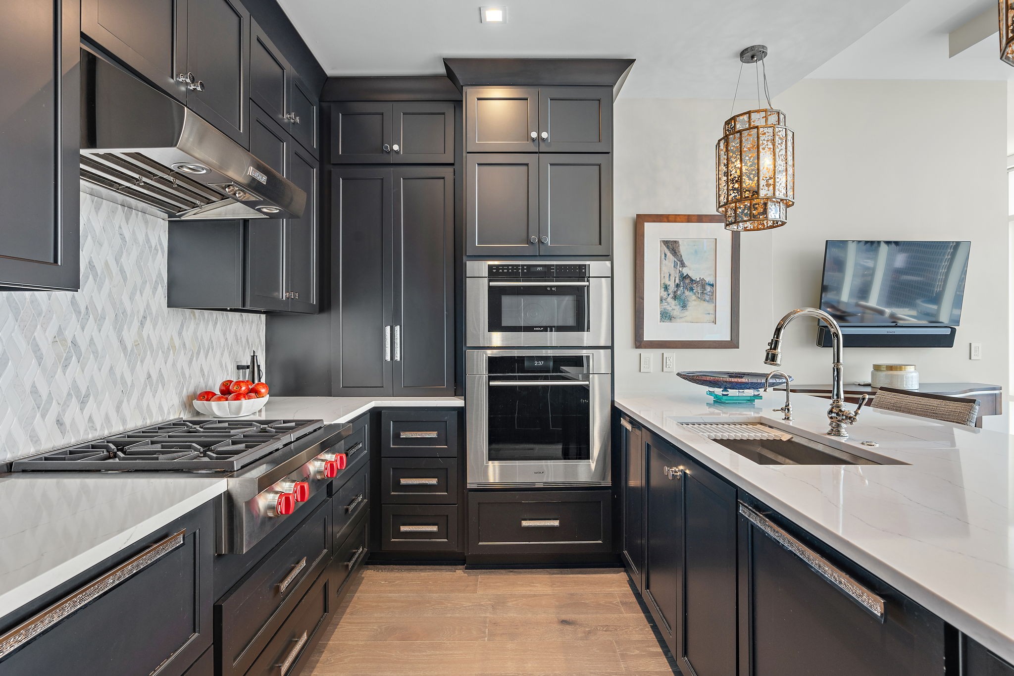 515 Church St Unit: 3908
