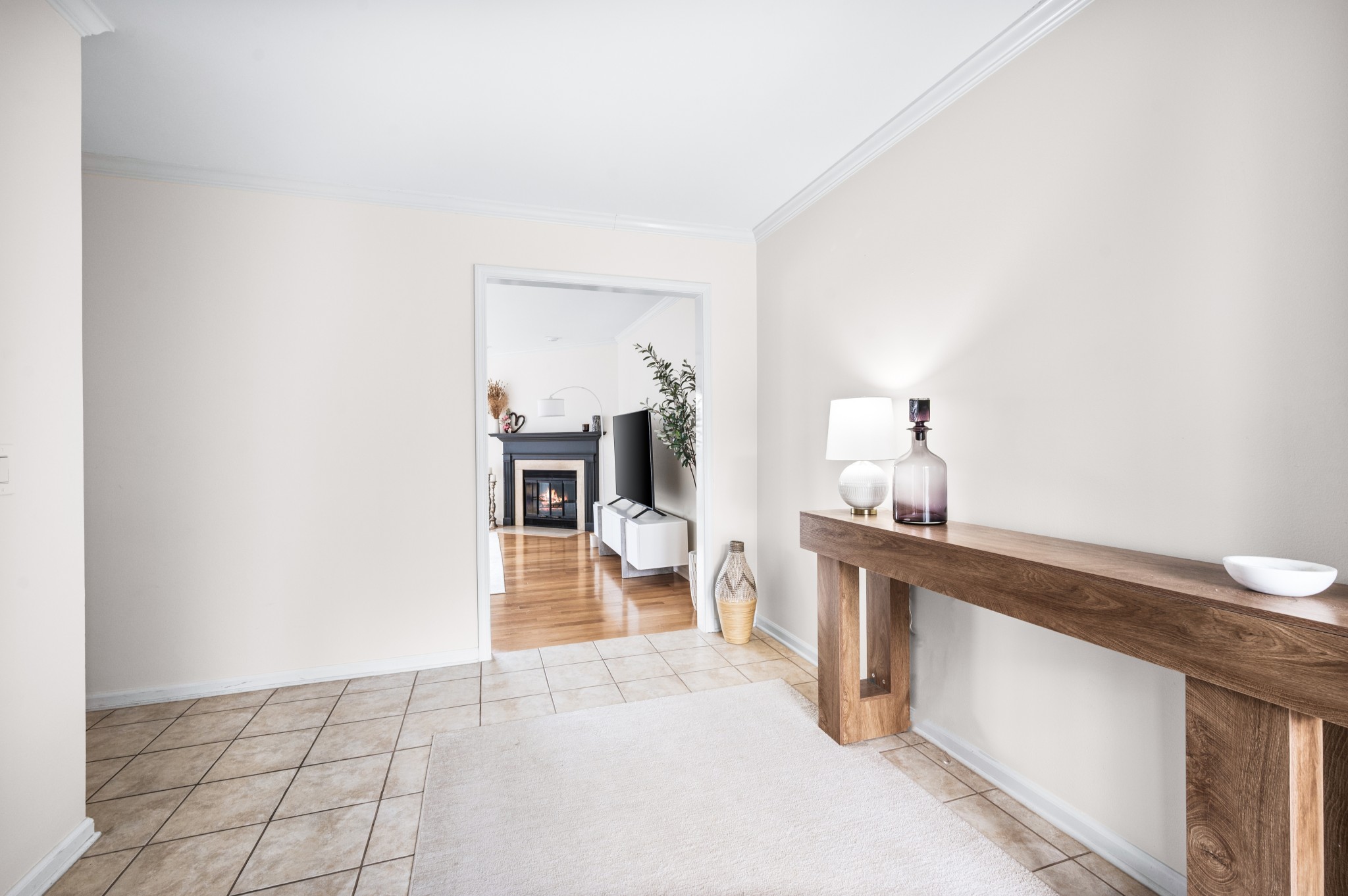 119 Hearthstone Manor Cir