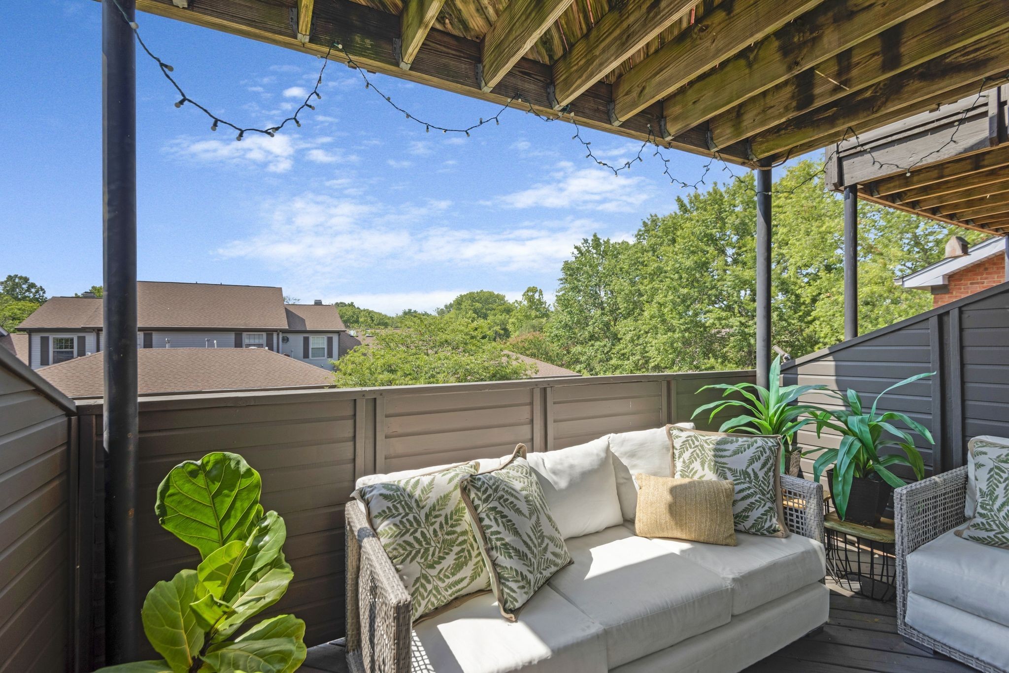 119 Hearthstone Manor Cir