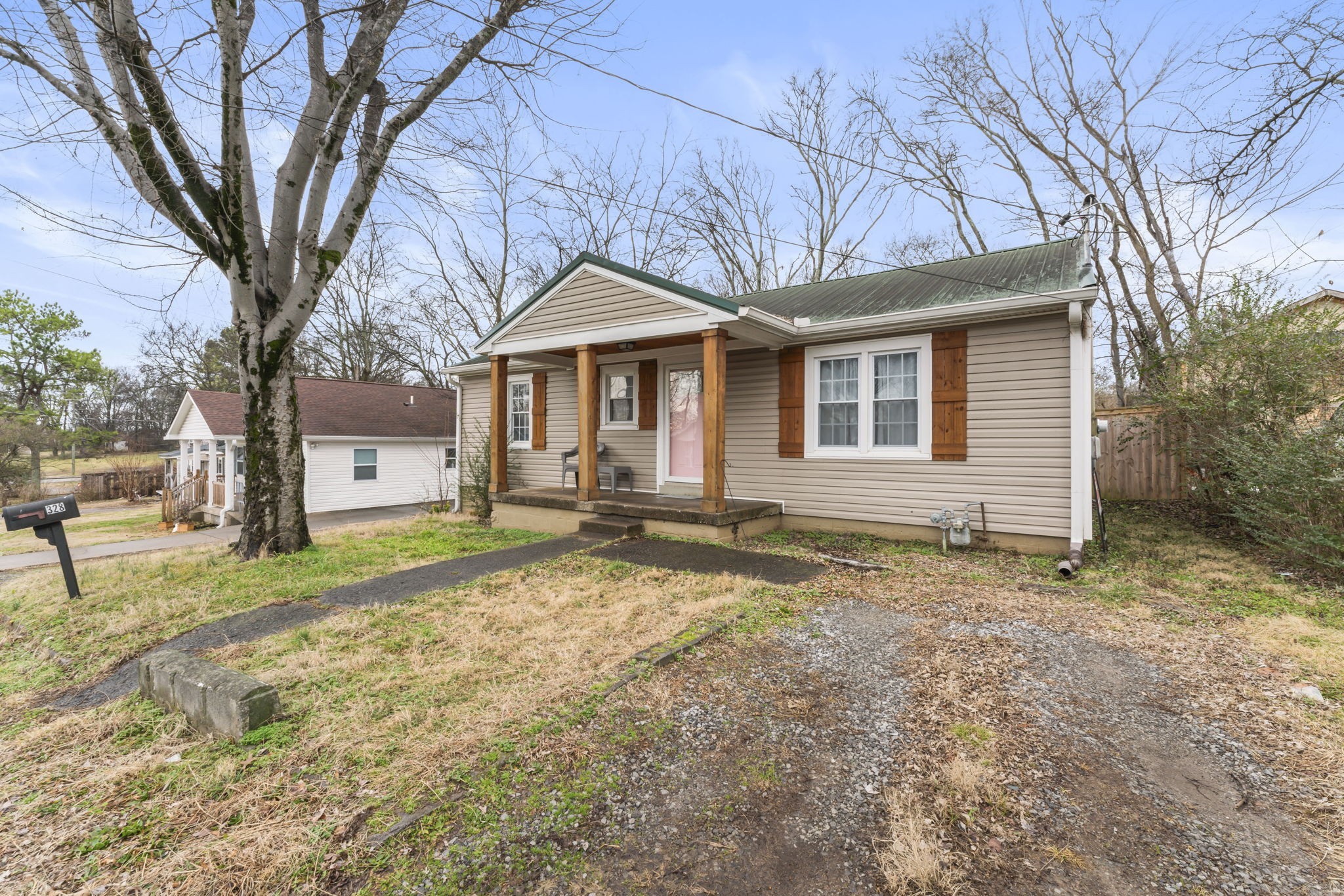 328 N Blakemore Ave