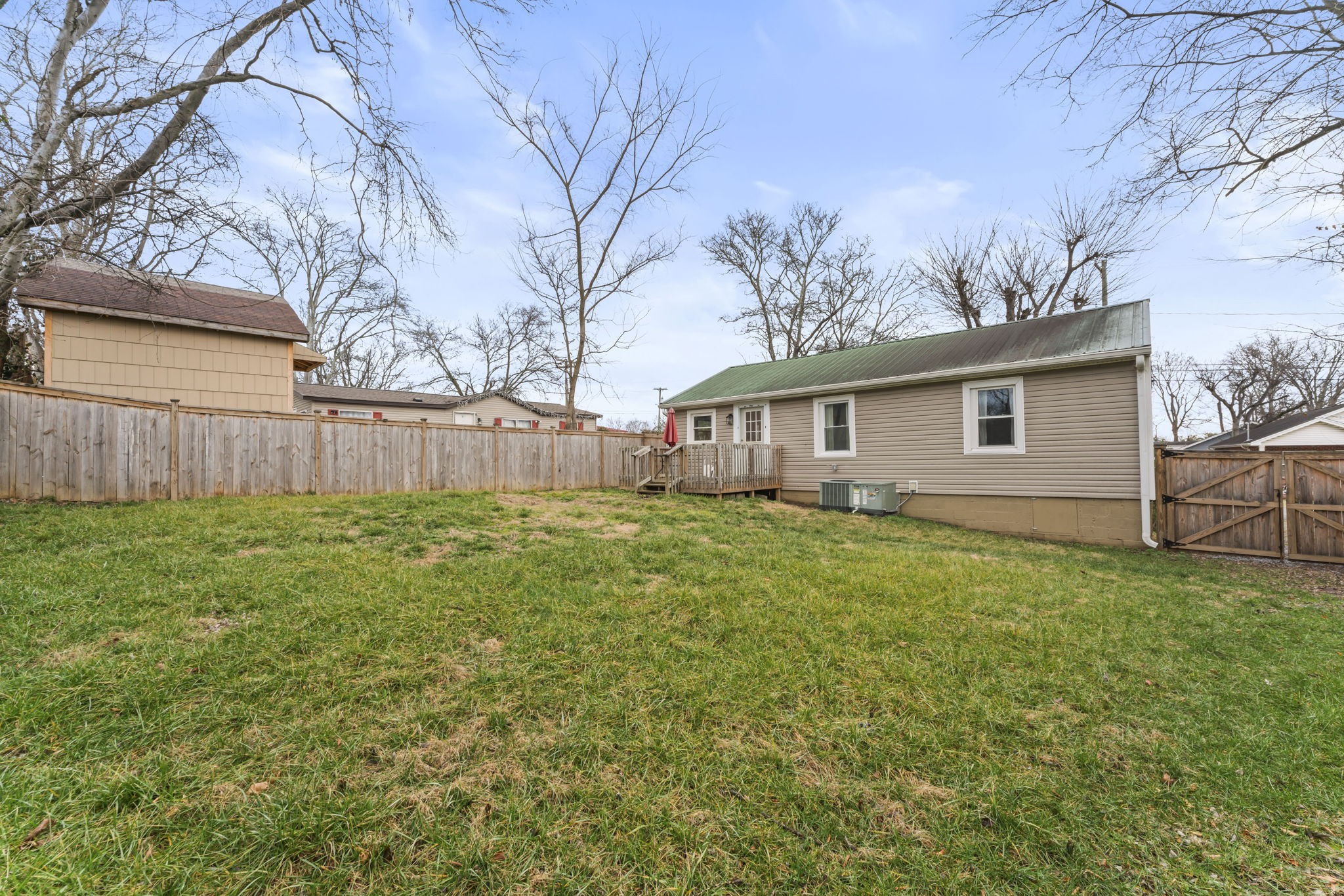 328 N Blakemore Ave