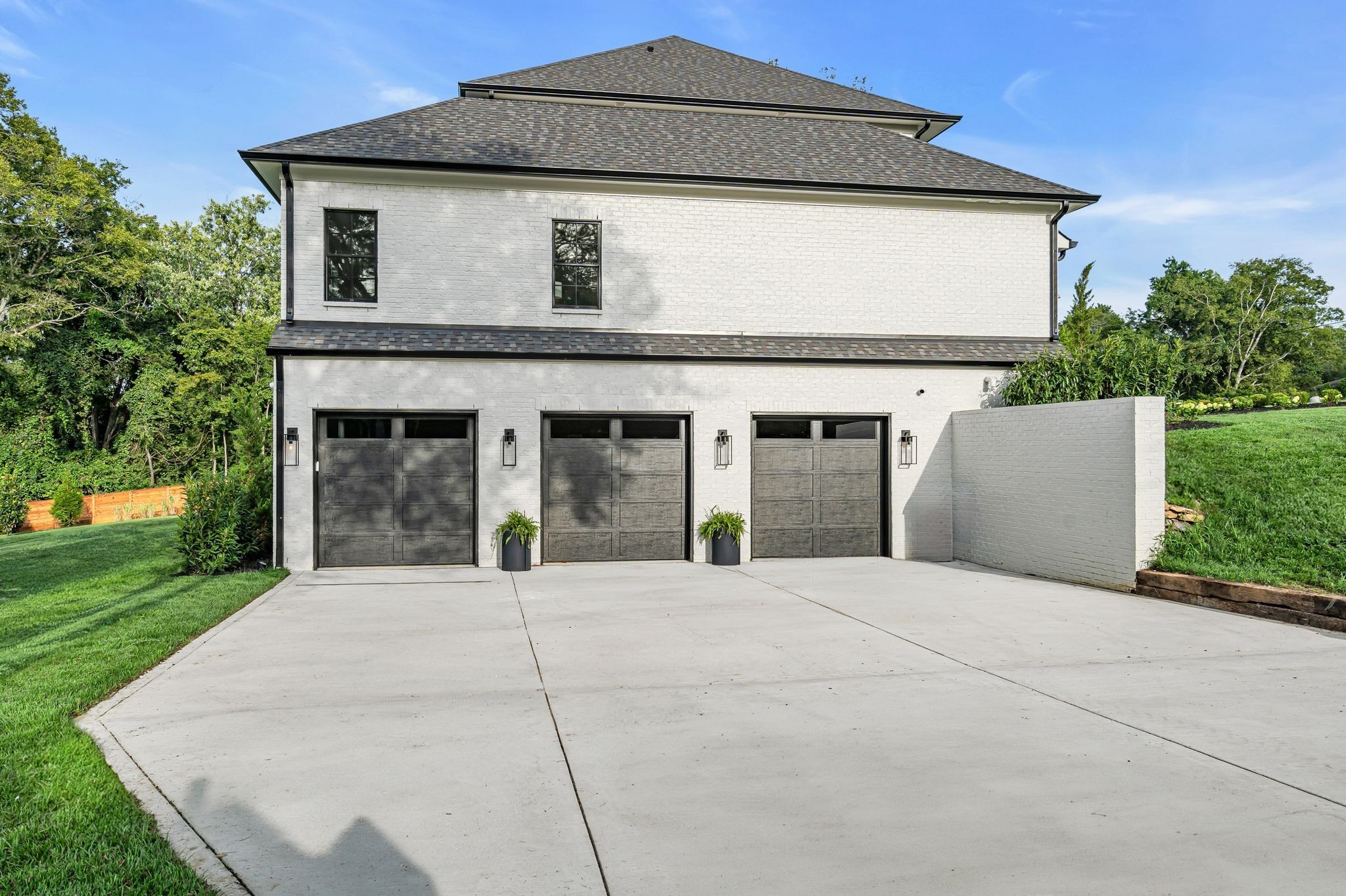 844 Belton Dr