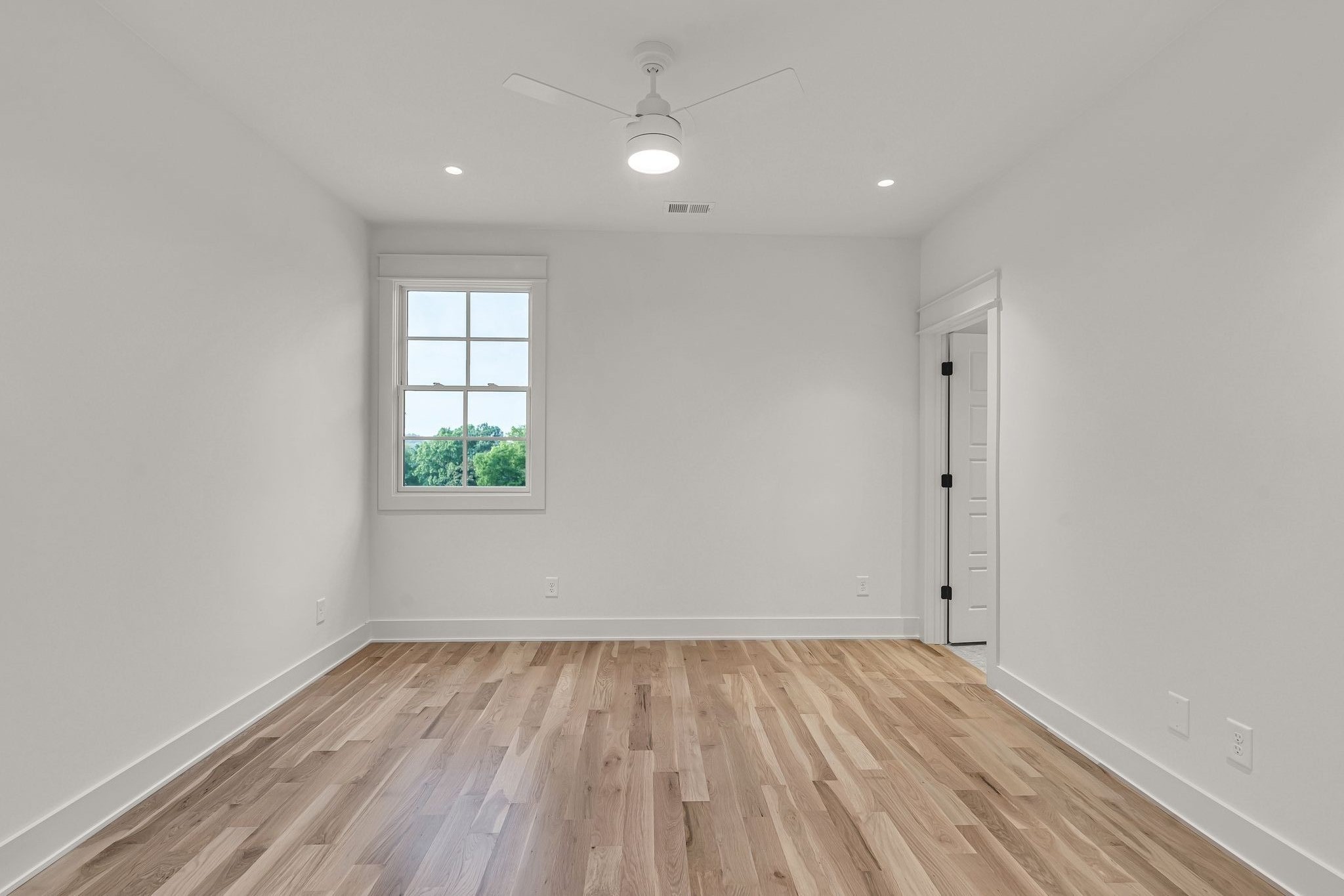 844 Belton Dr