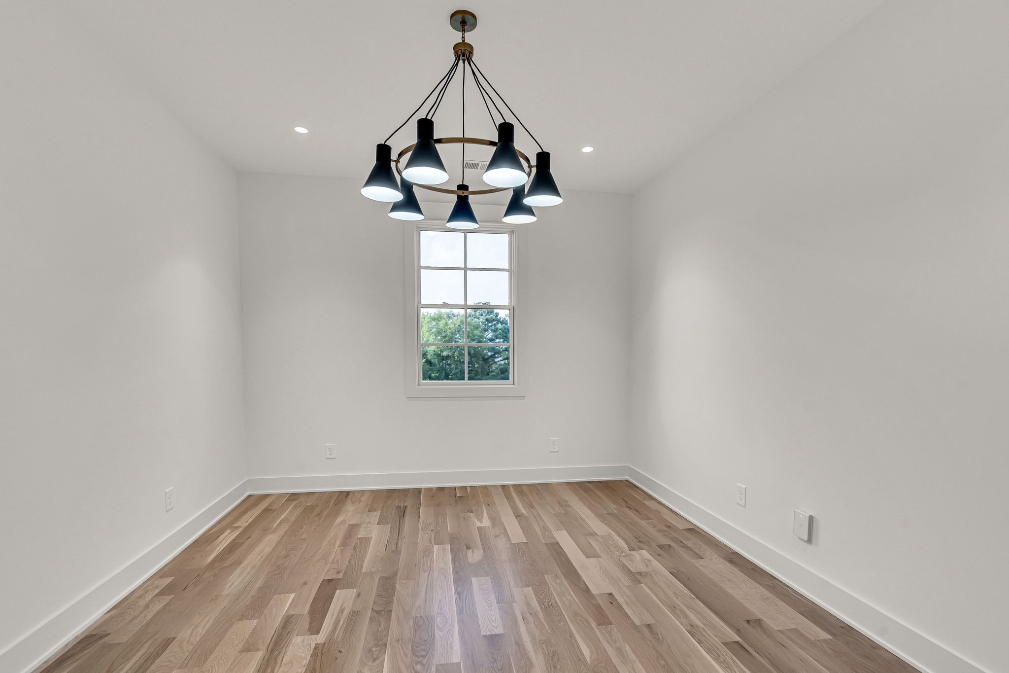 844 Belton Dr
