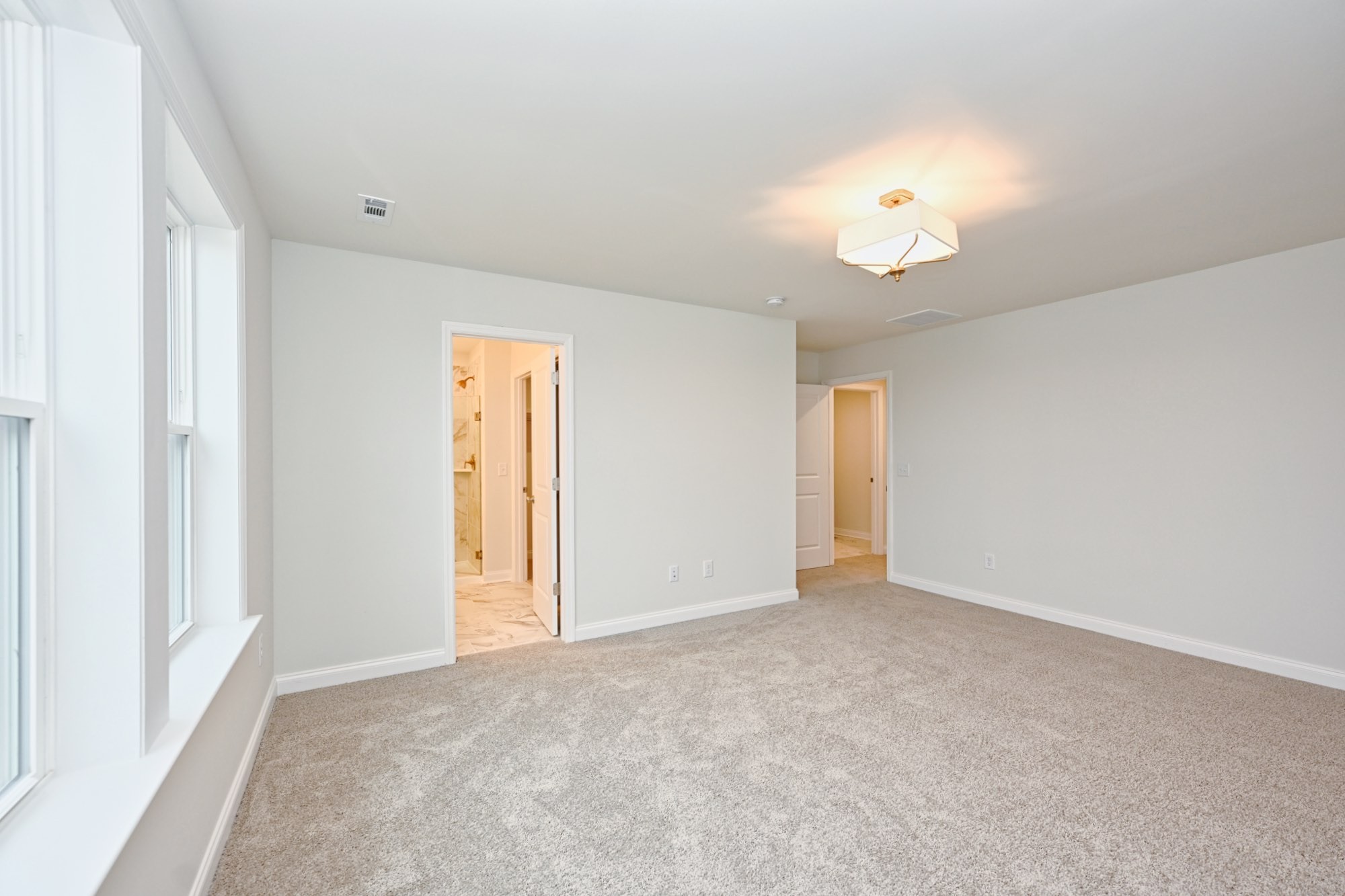 2305 Juneau Ln