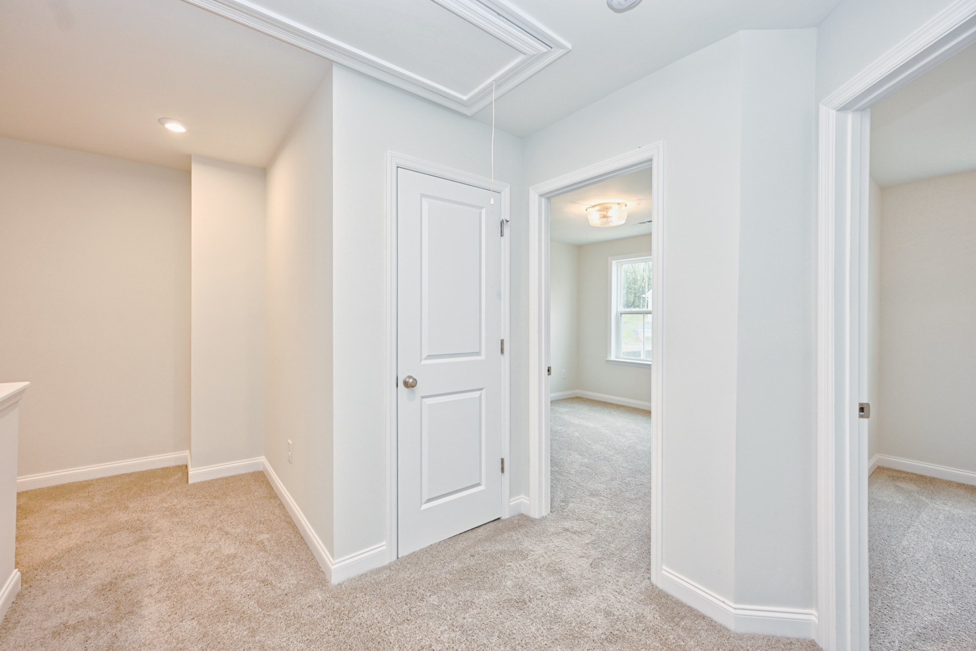 2305 Juneau Ln