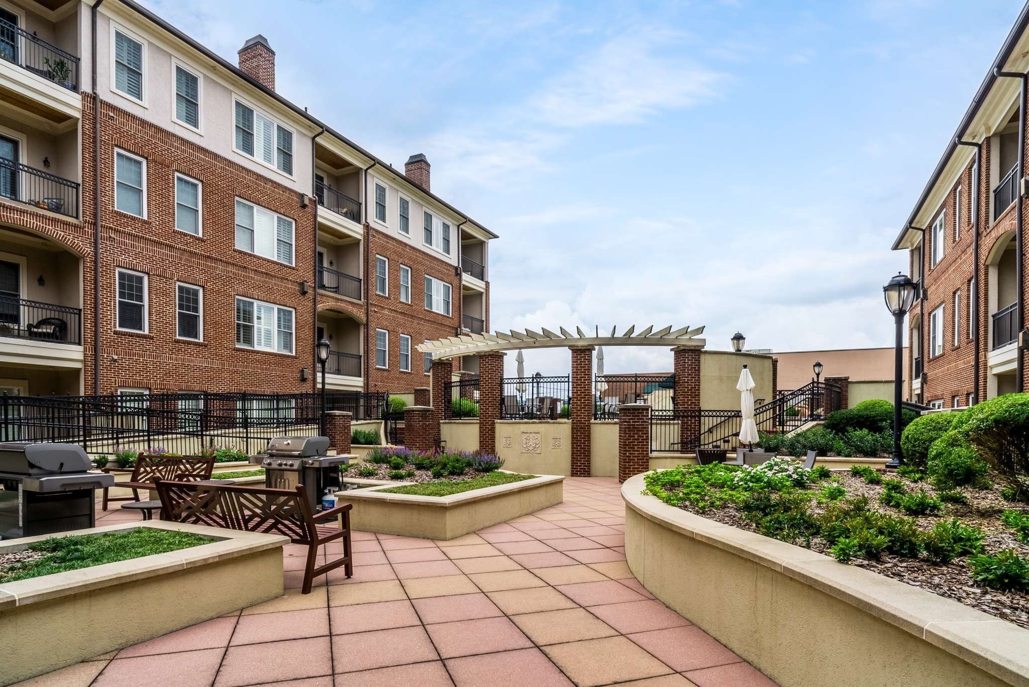 4120 Ridgefield Dr Unit: 410