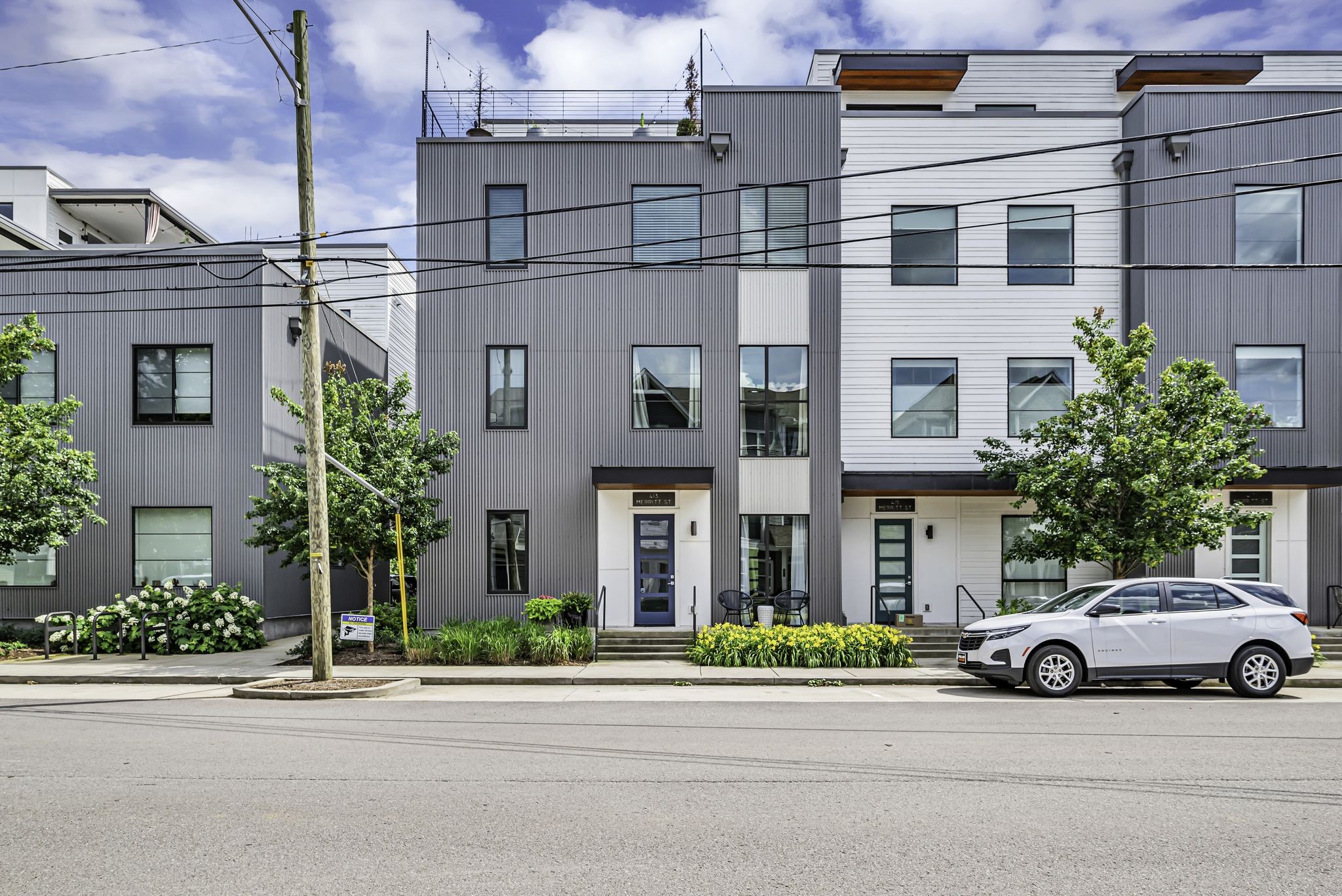 413 Merritt Ave