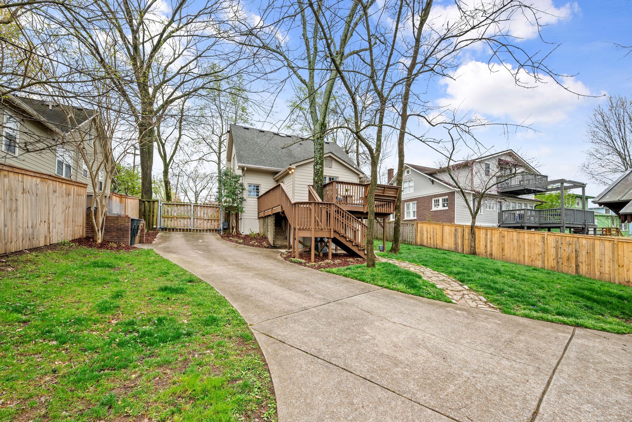 3606 Westbrook Ave