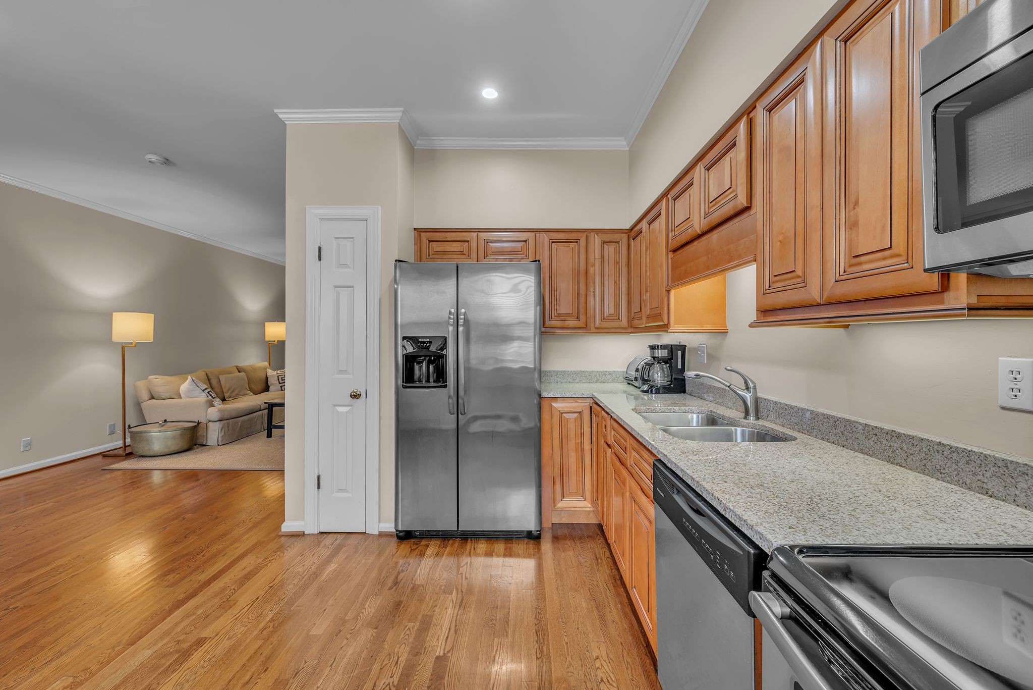 242 Westchase Dr