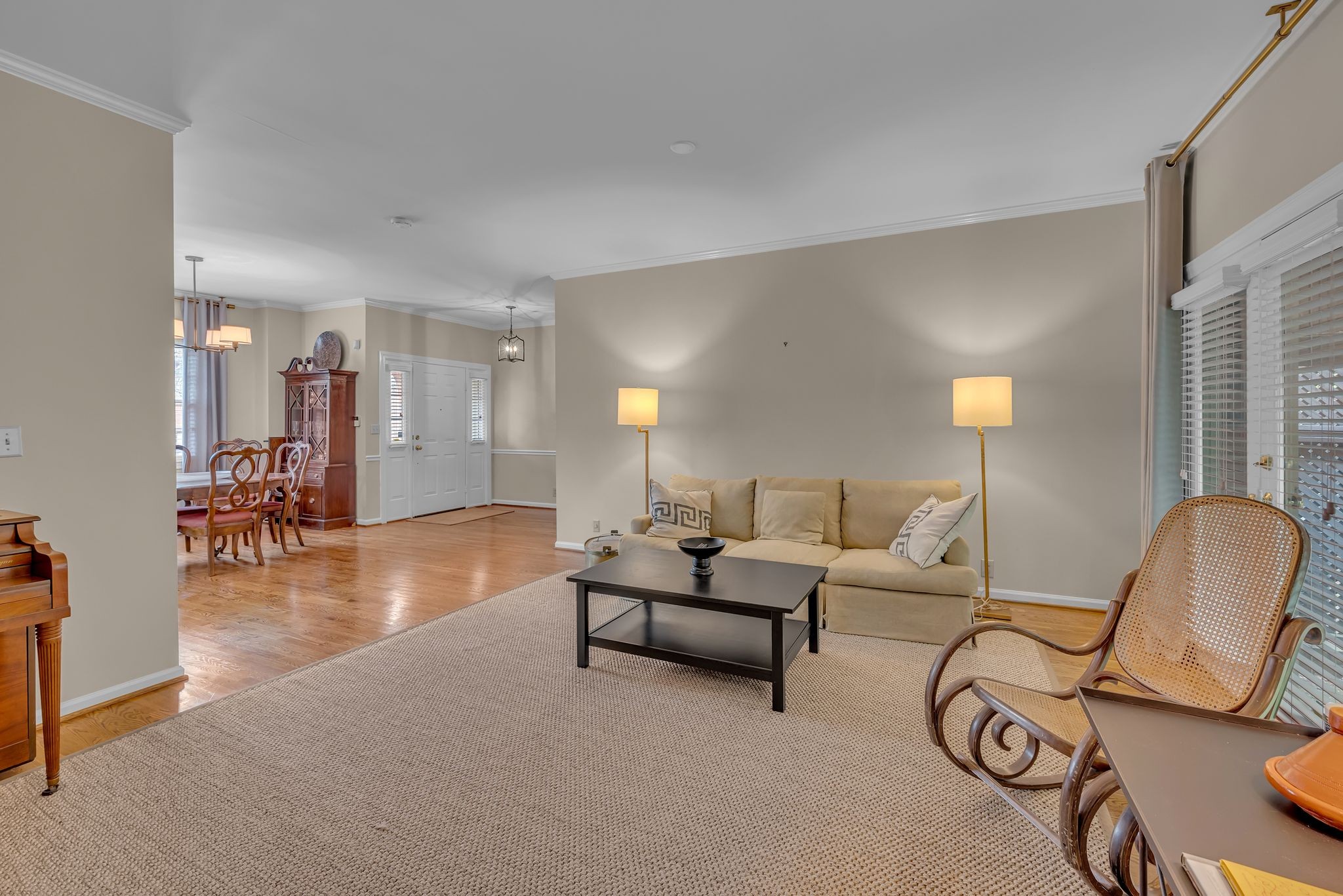 242 Westchase Dr
