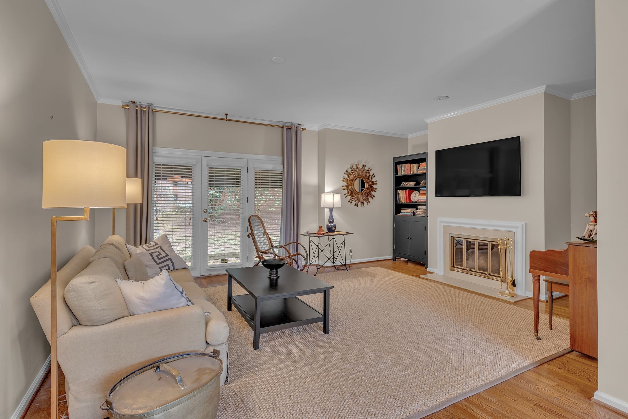 242 Westchase Dr