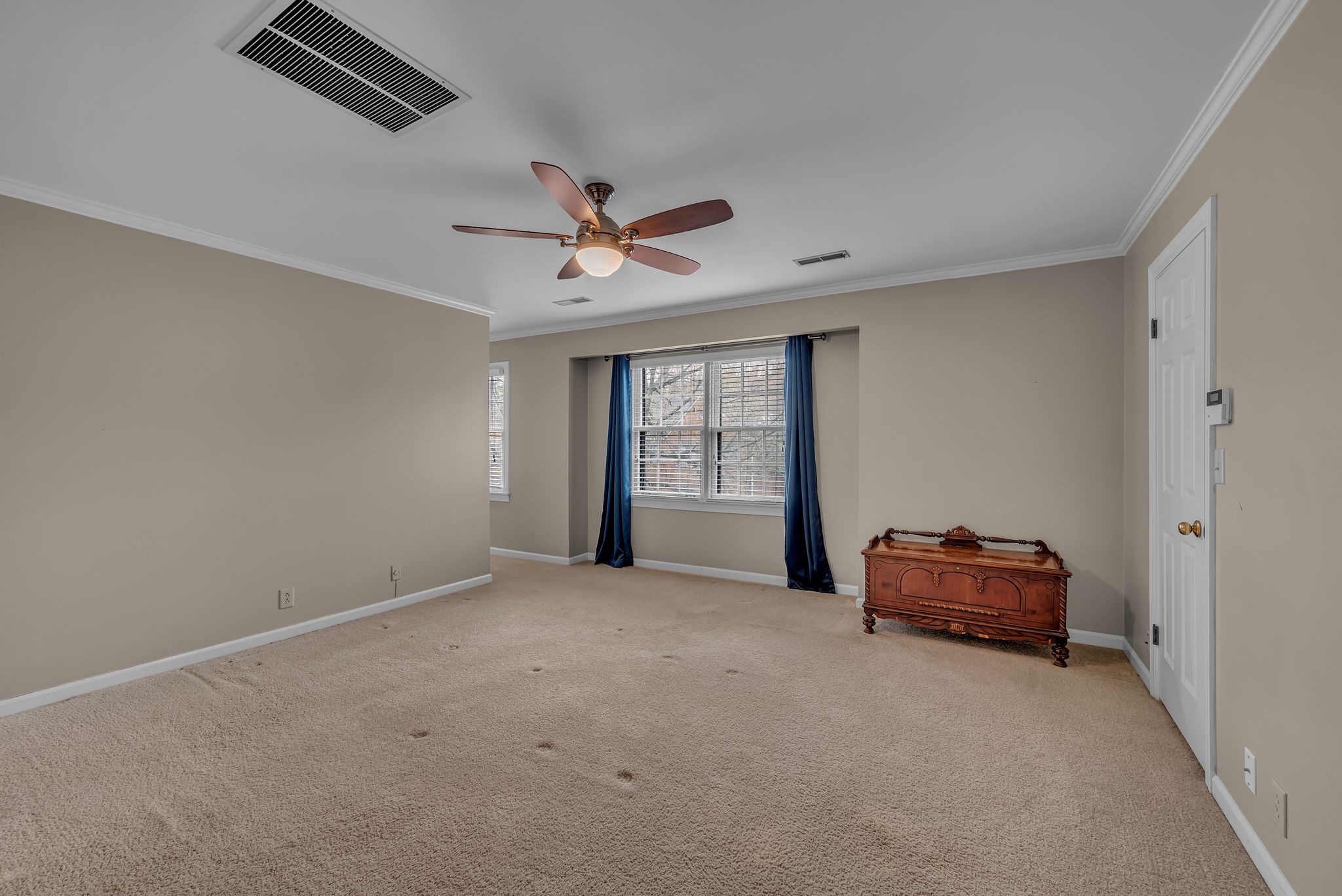 242 Westchase Dr