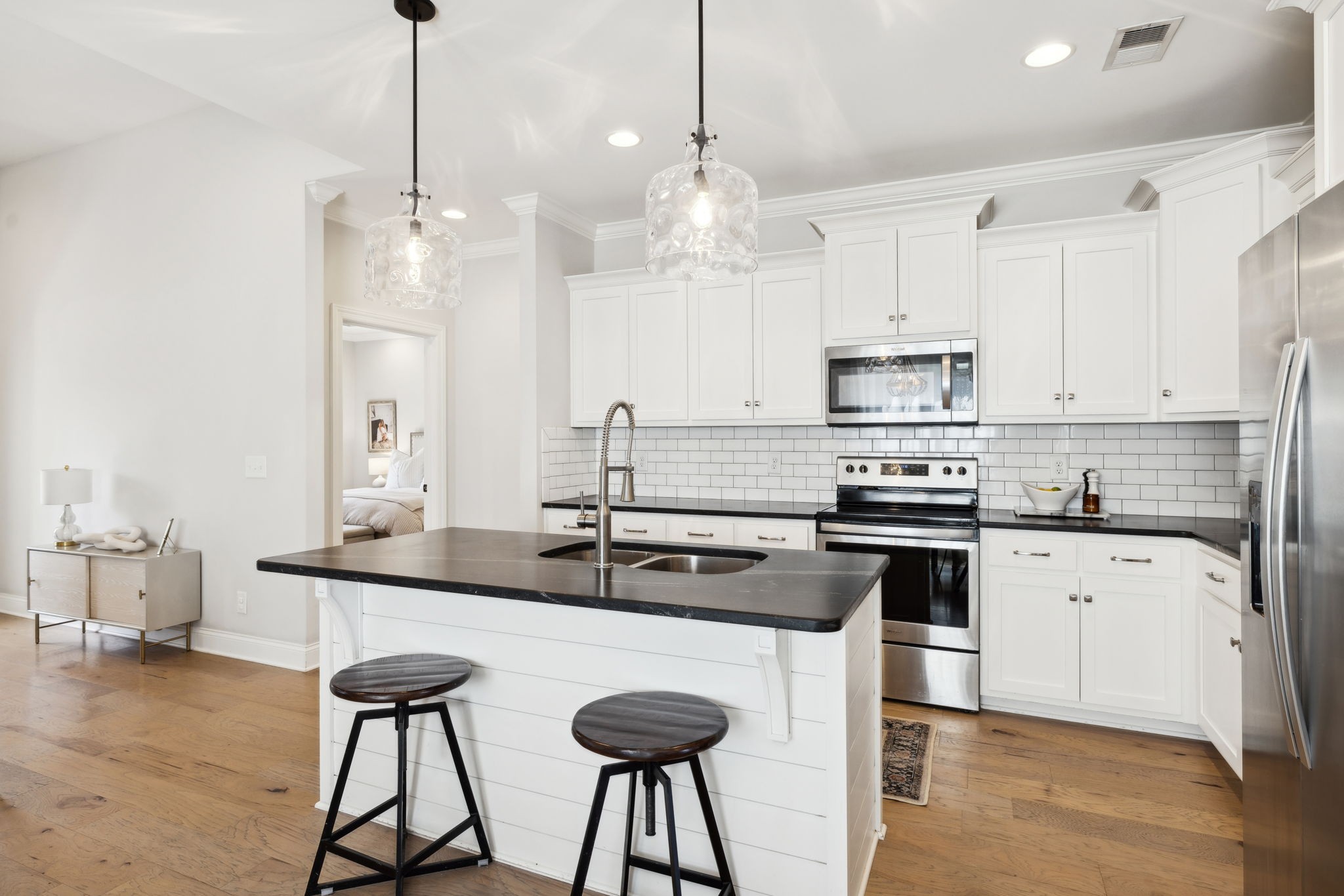 140 Flat Woods Rd