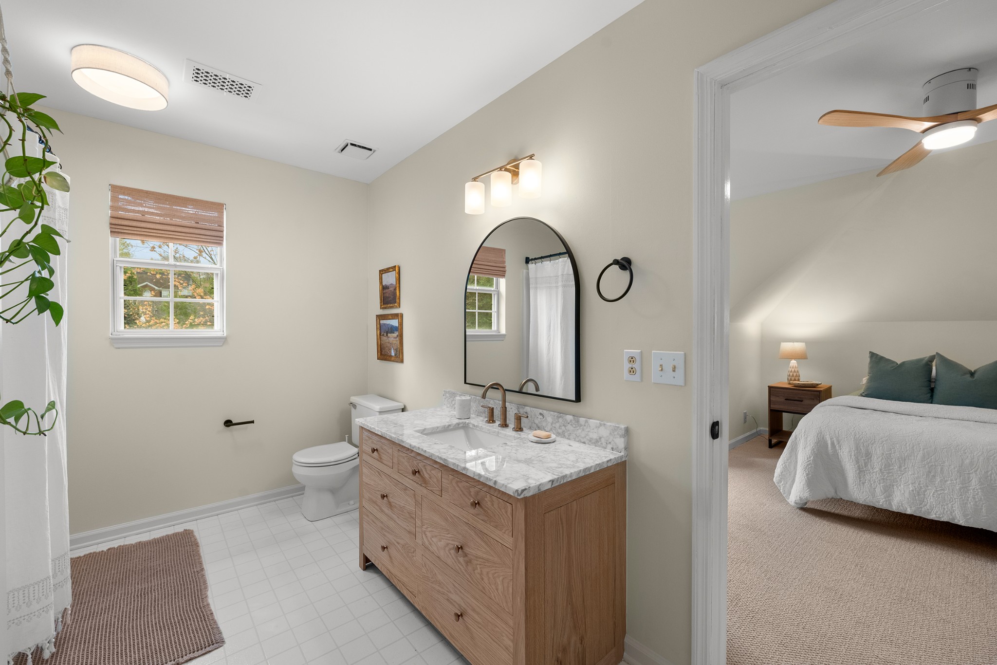 105 Walking Horse Ct