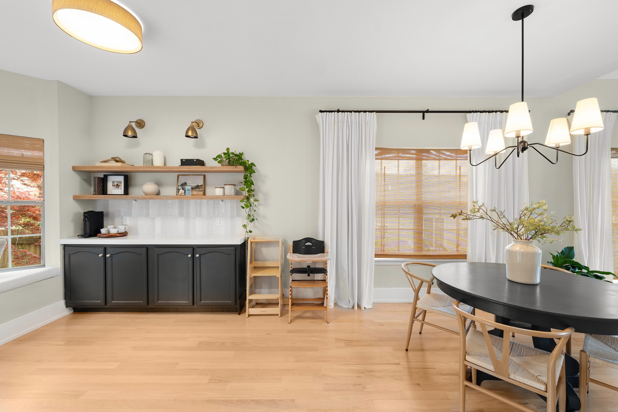 105 Walking Horse Ct