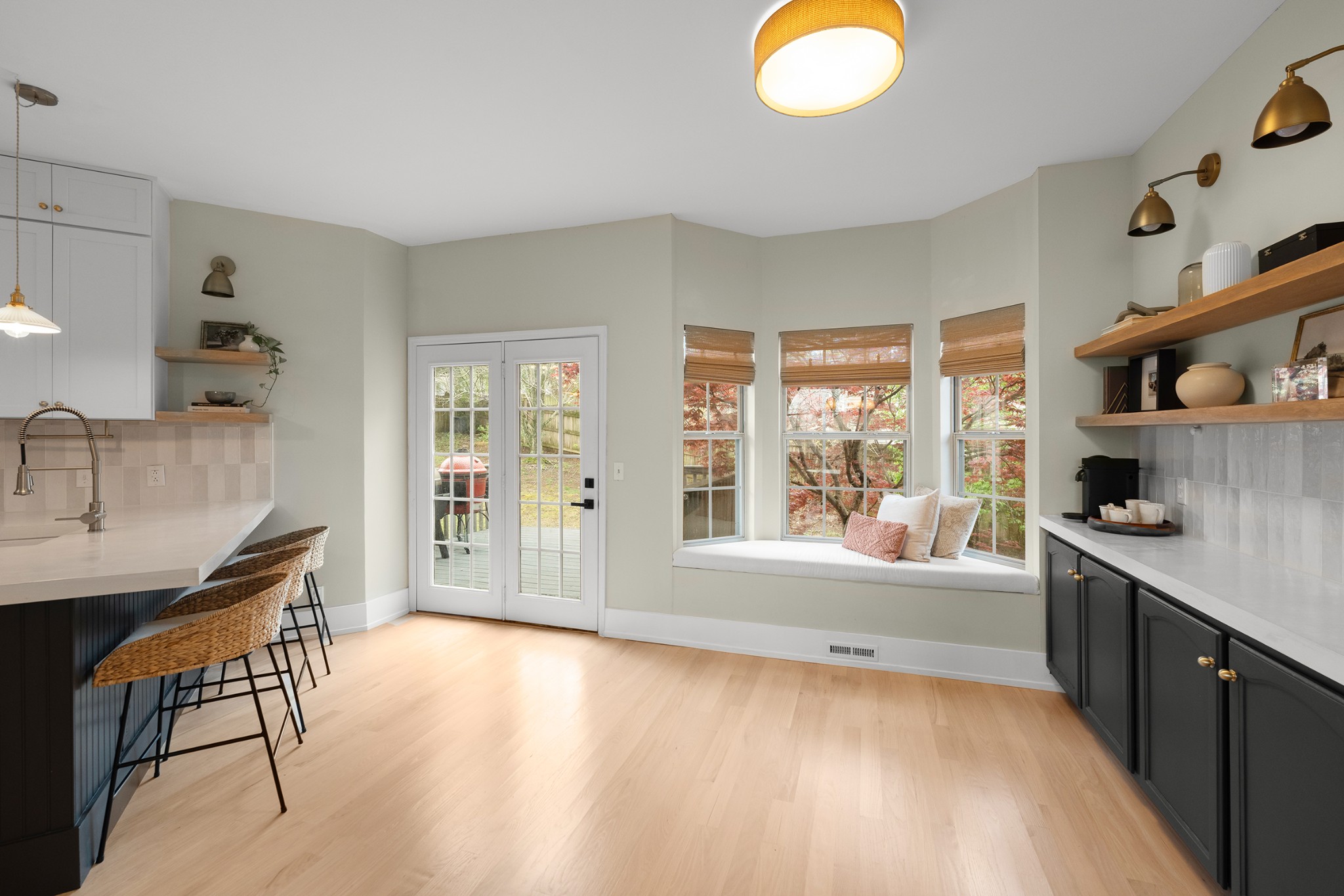 105 Walking Horse Ct