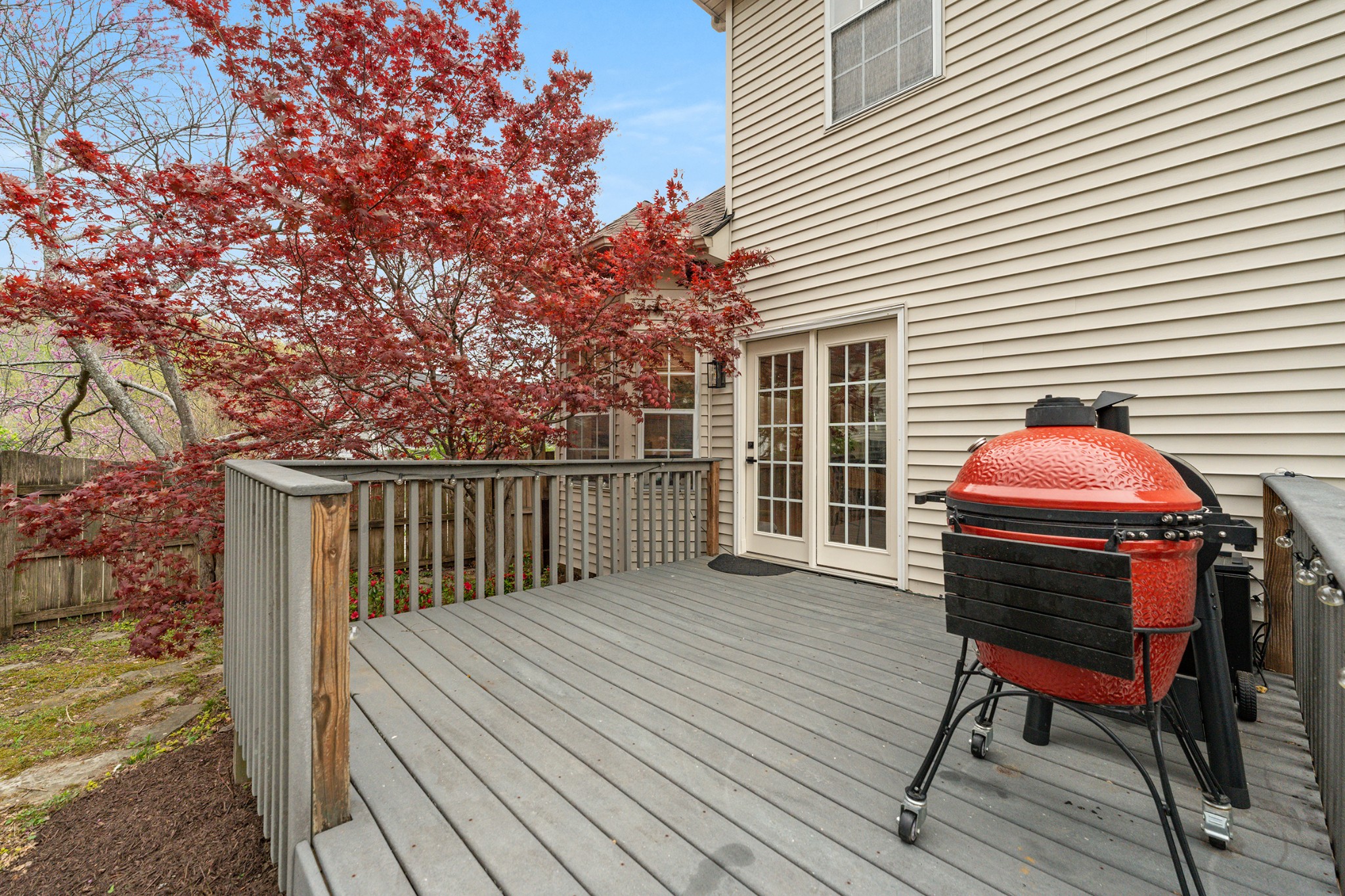 105 Walking Horse Ct