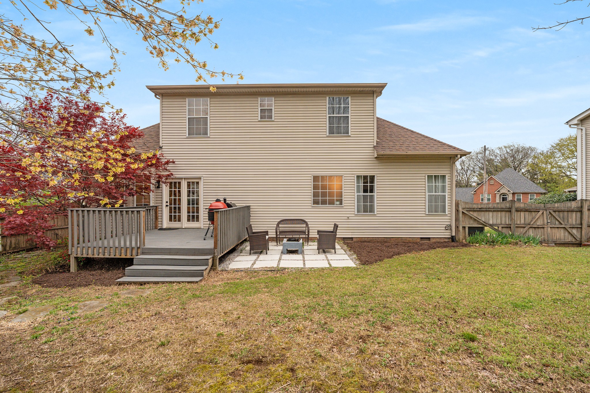 105 Walking Horse Ct