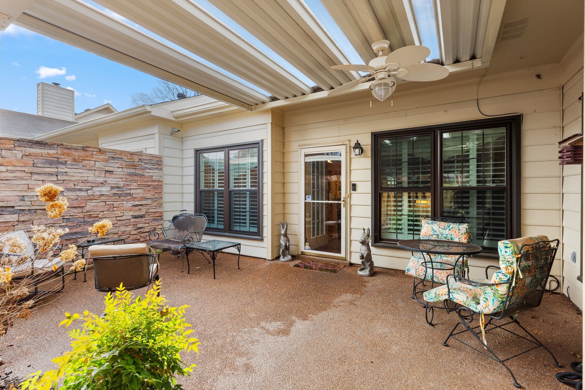 8613 Sawyer Brown Rd