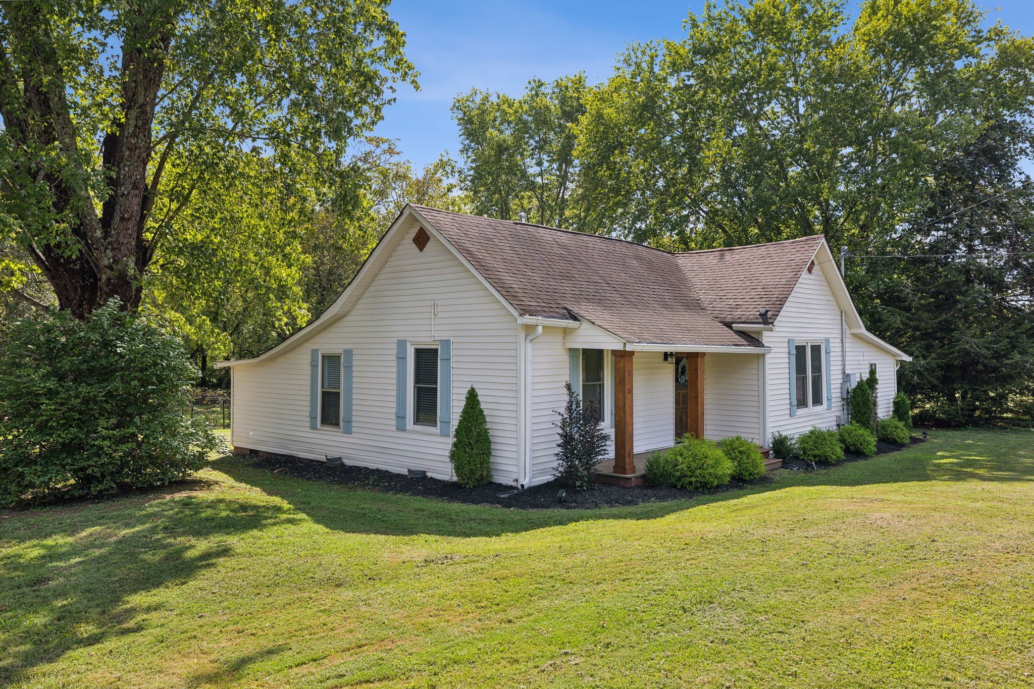 3253 Campbellsville Pike