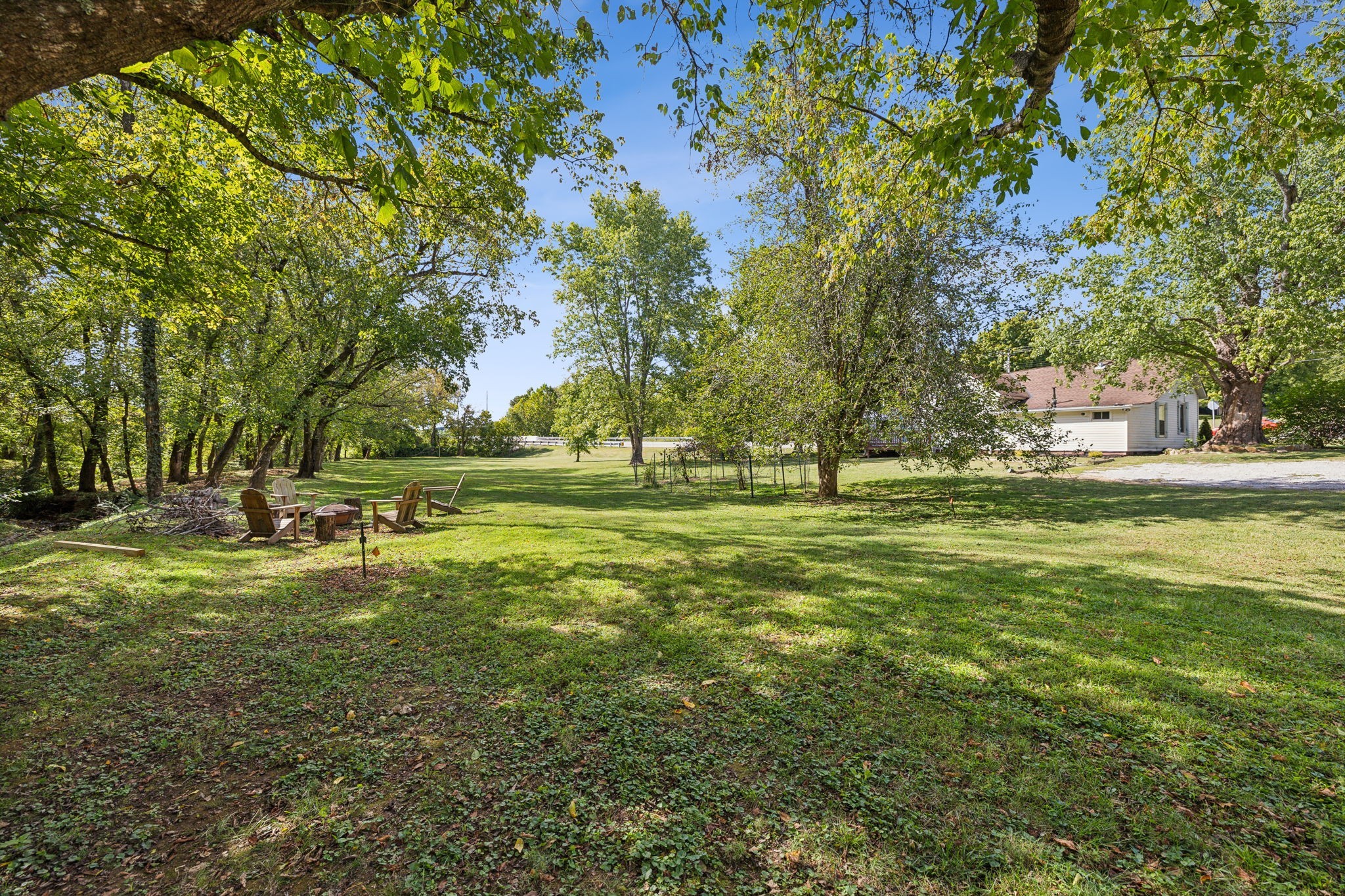 3253 Campbellsville Pike