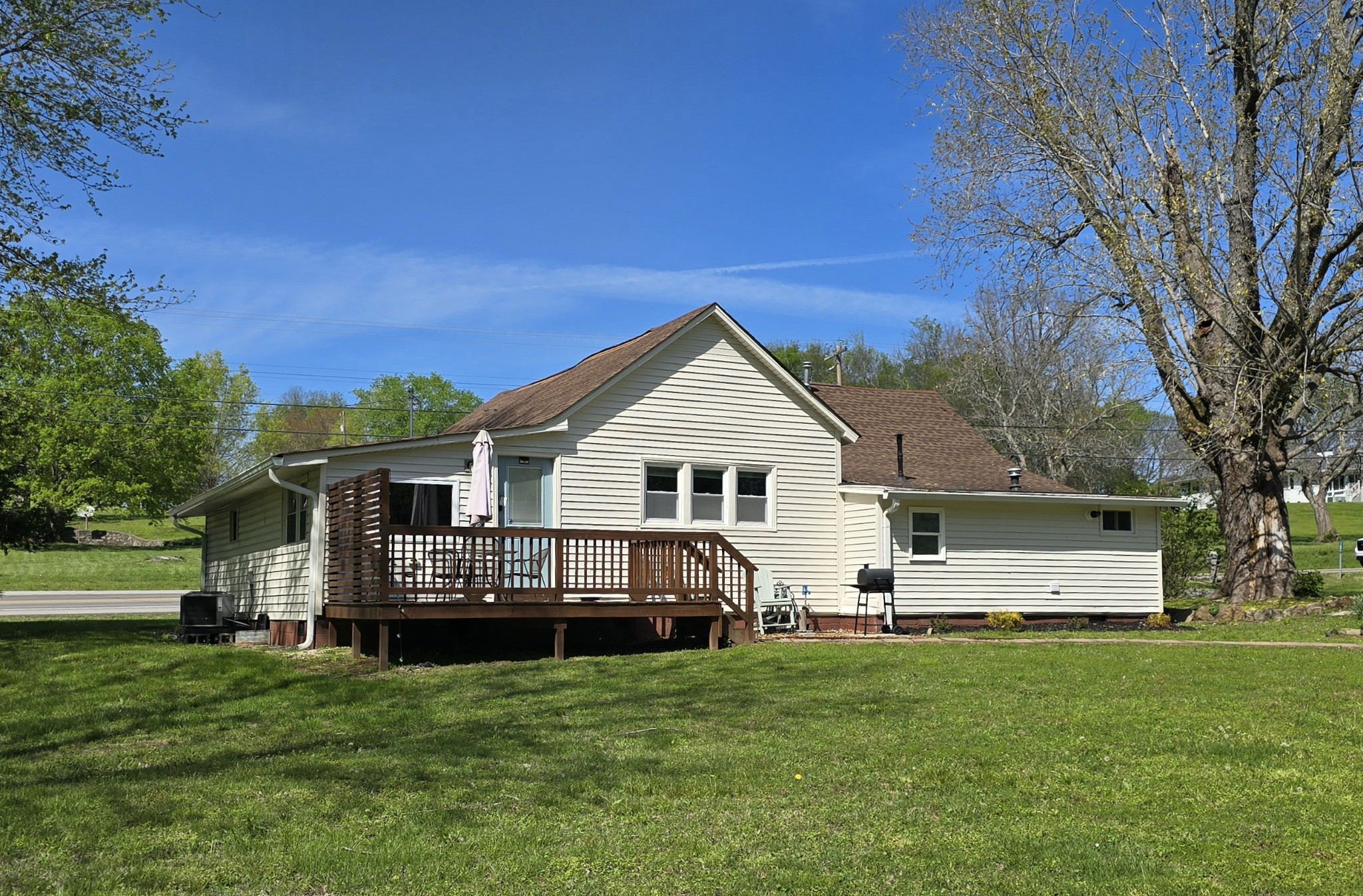 3253 Campbellsville Pike