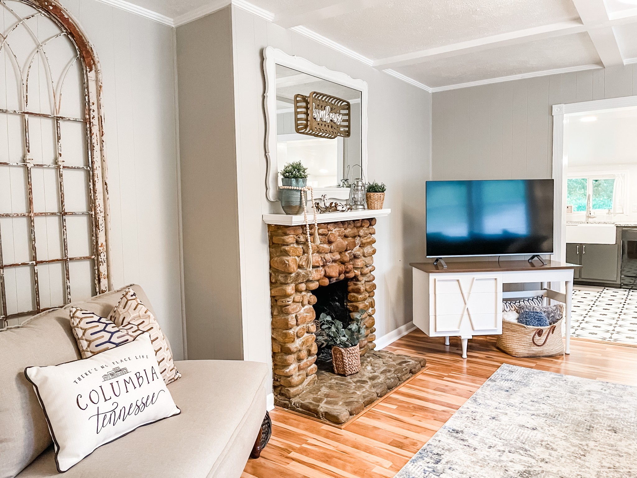 3253 Campbellsville Pike