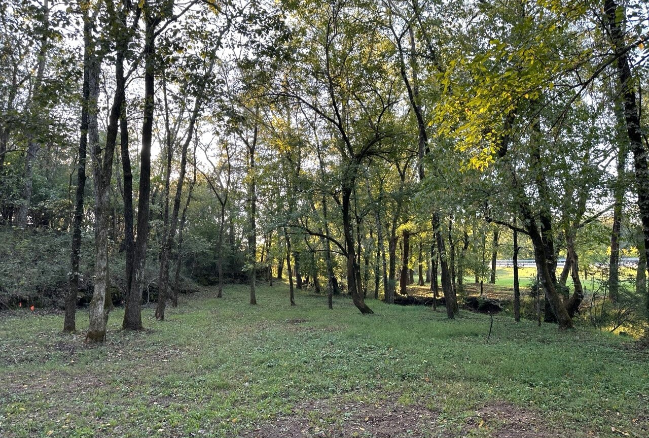 3253 Campbellsville Pike