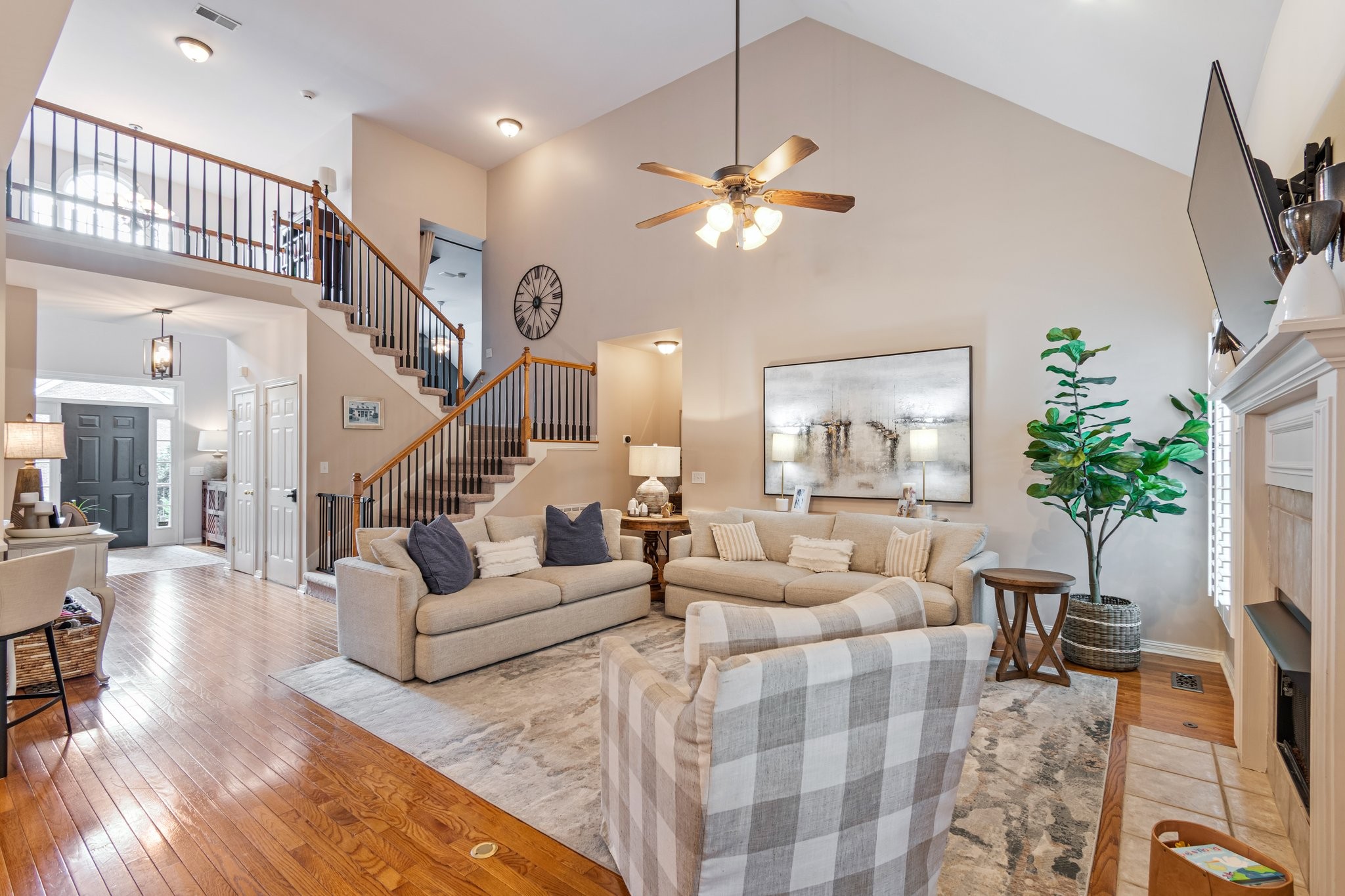 5501 Brookshire Dr