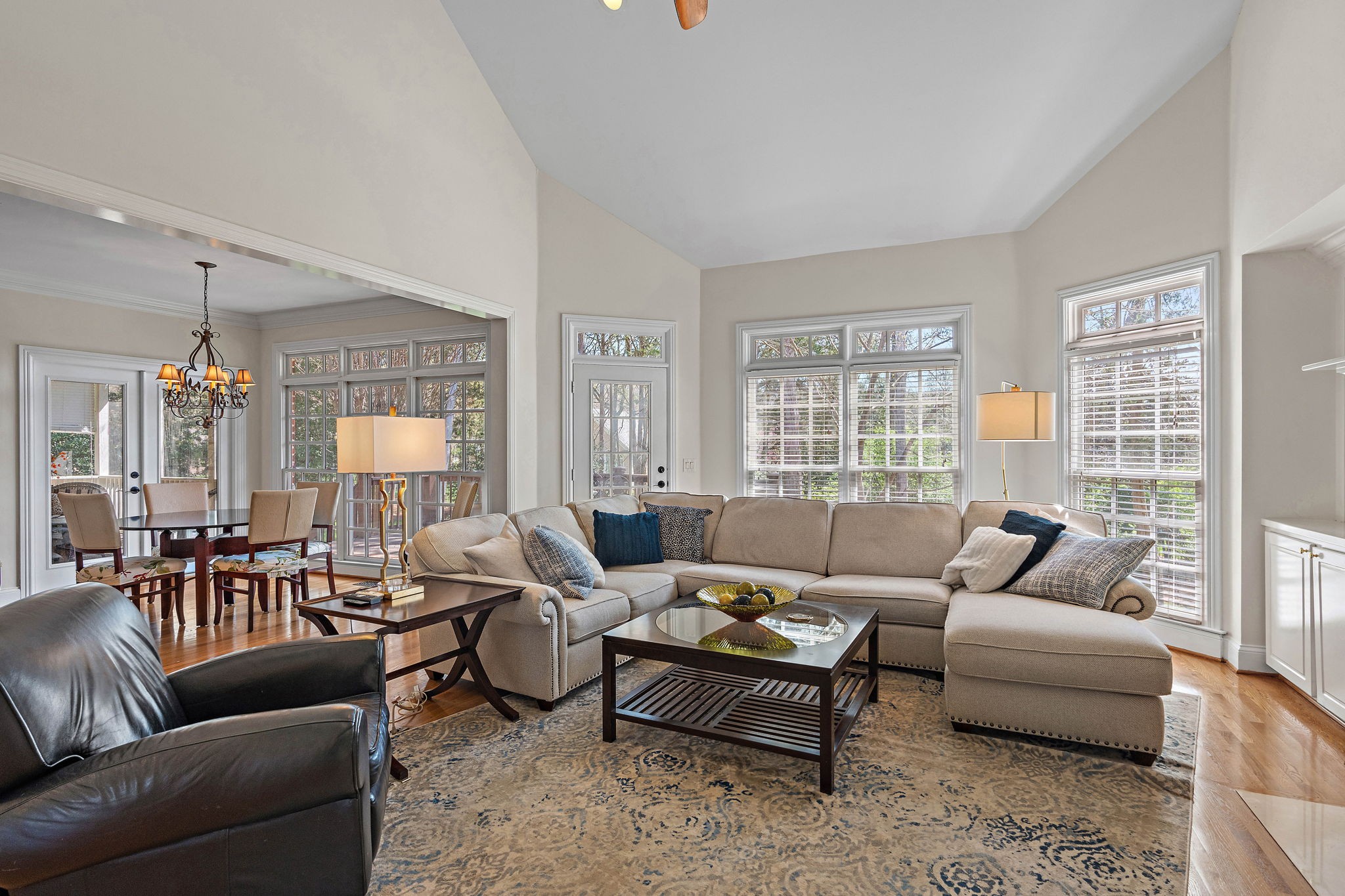 1424 Willowbrooke Cir